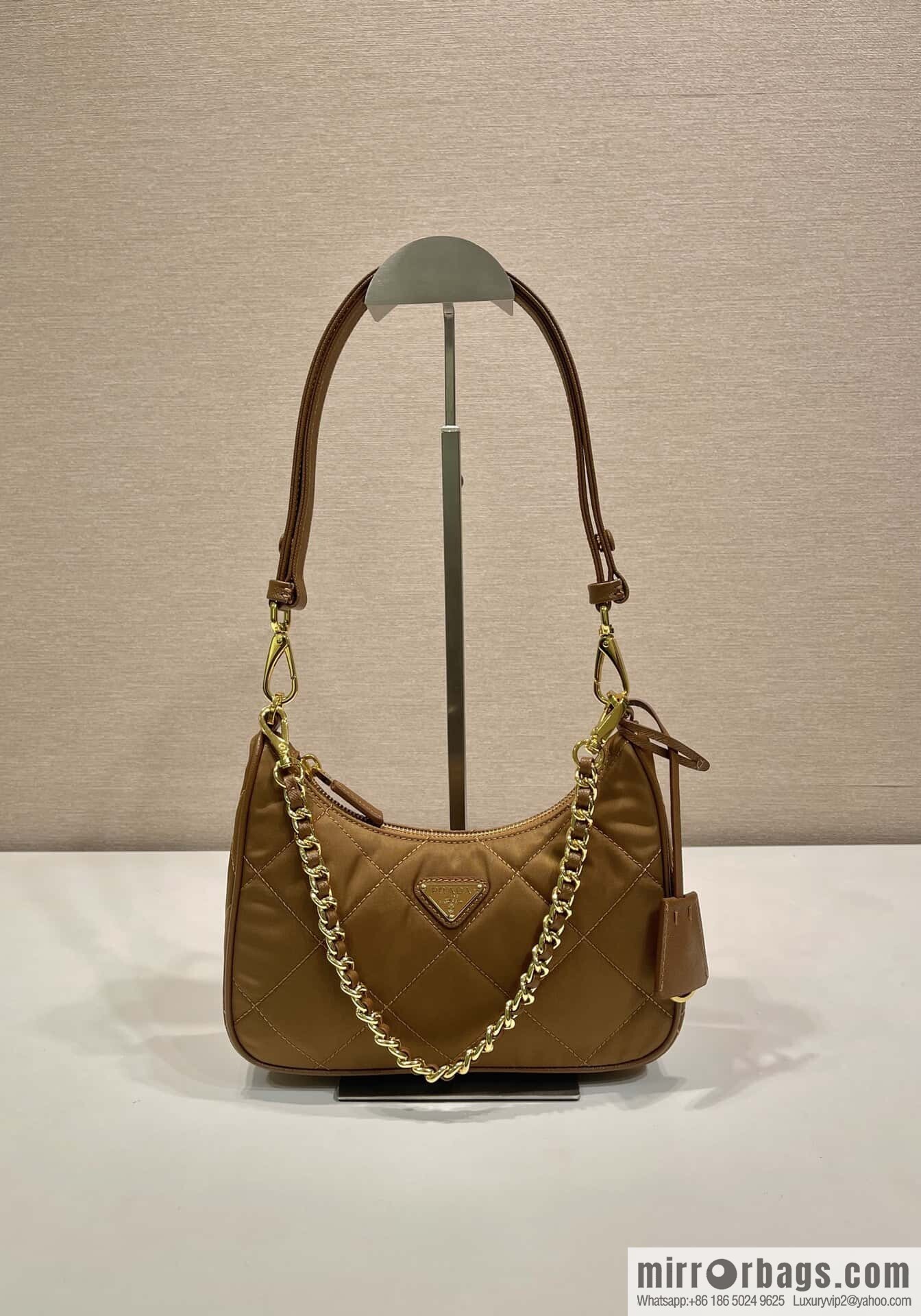 PRADA ๐ Velvet Hobo ๐ 1 BC 204 Hand Carry/Underarm Bag/Crossbody Bag