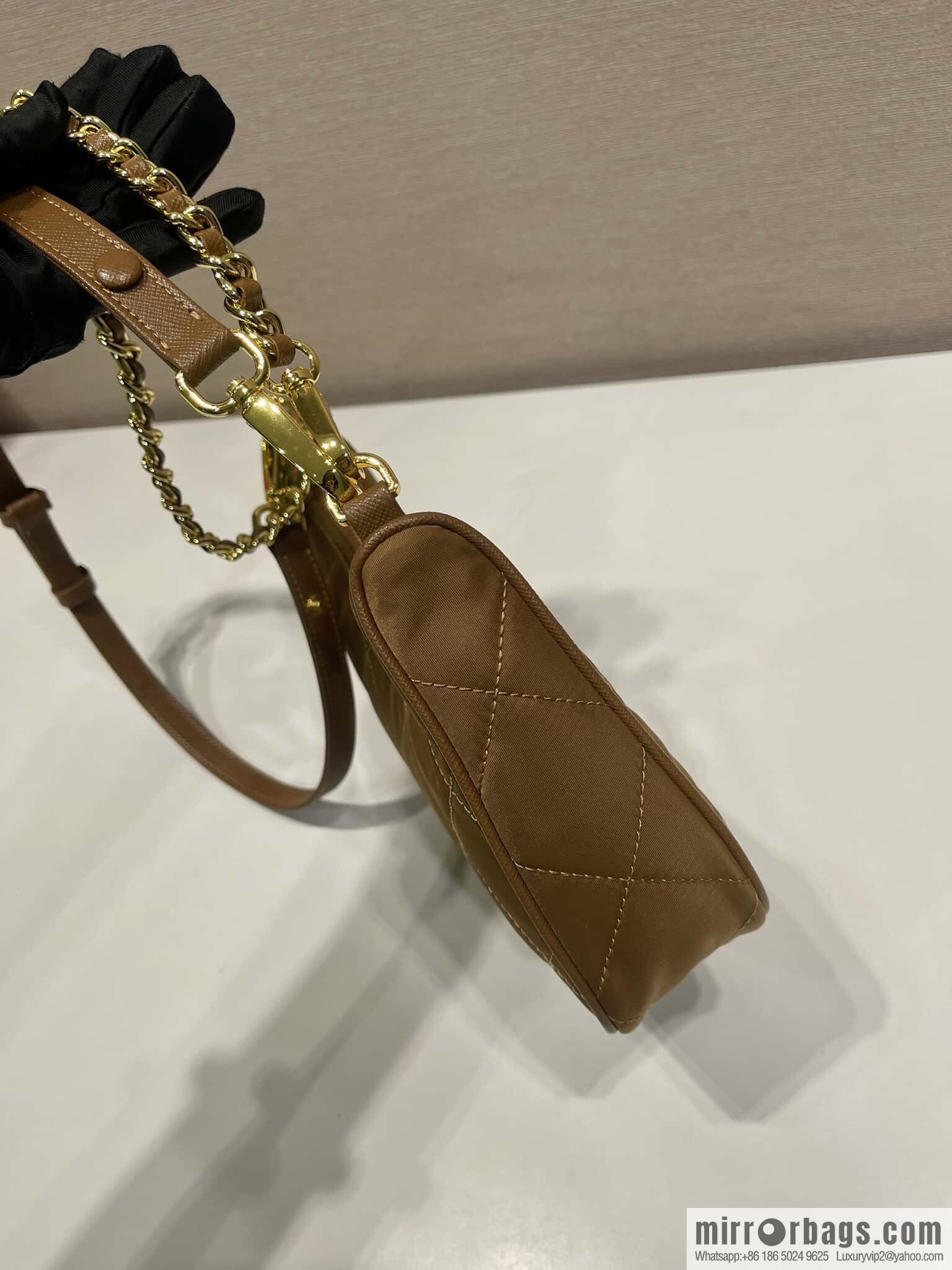 PRADA ๐ Velvet Hobo ๐ 1 BC 204 Hand Carry/Underarm Bag/Crossbody Bag