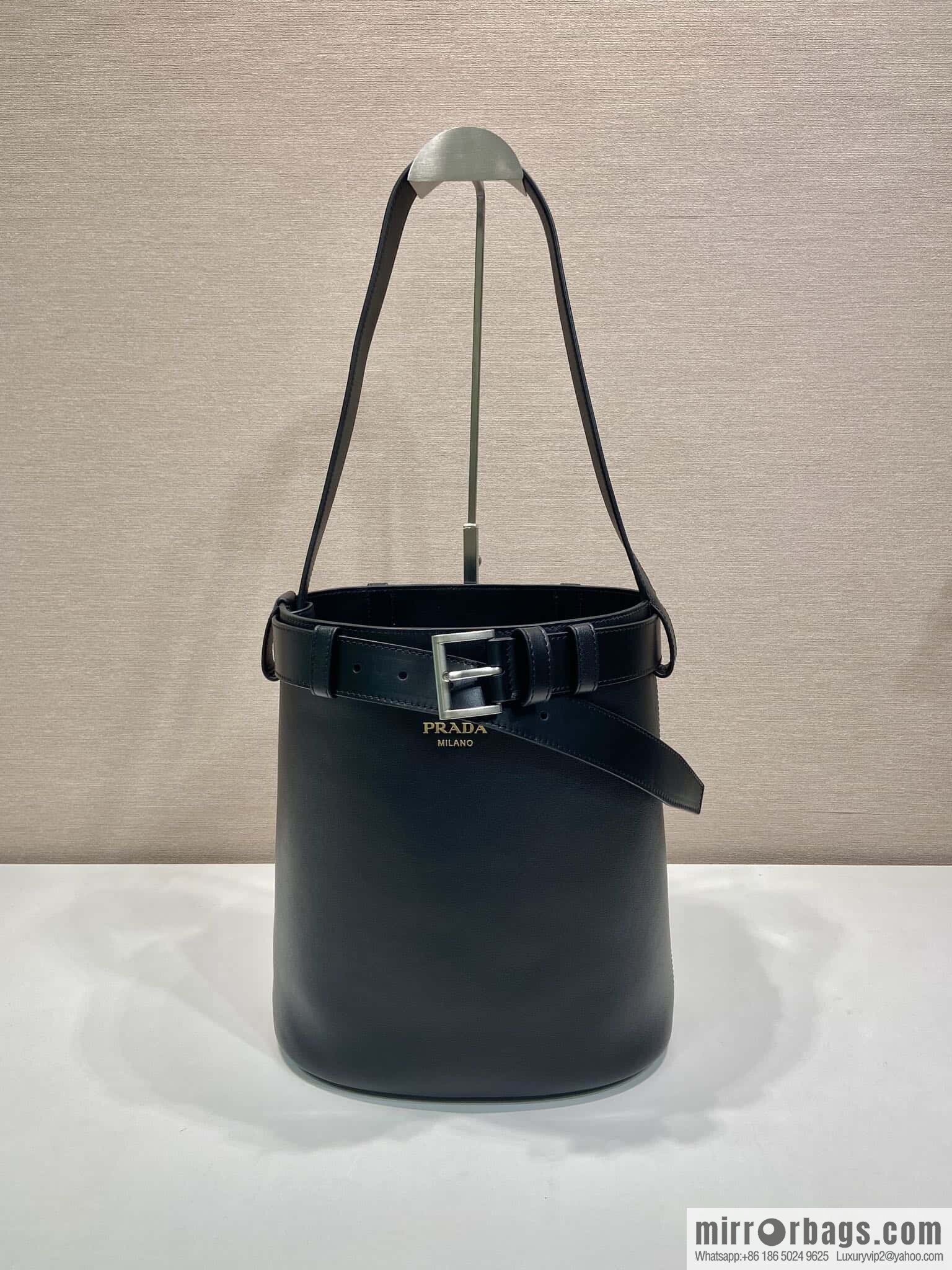 PRADA 🎉 new bucket bag 🎉 1BE085 🎉🎉 black
