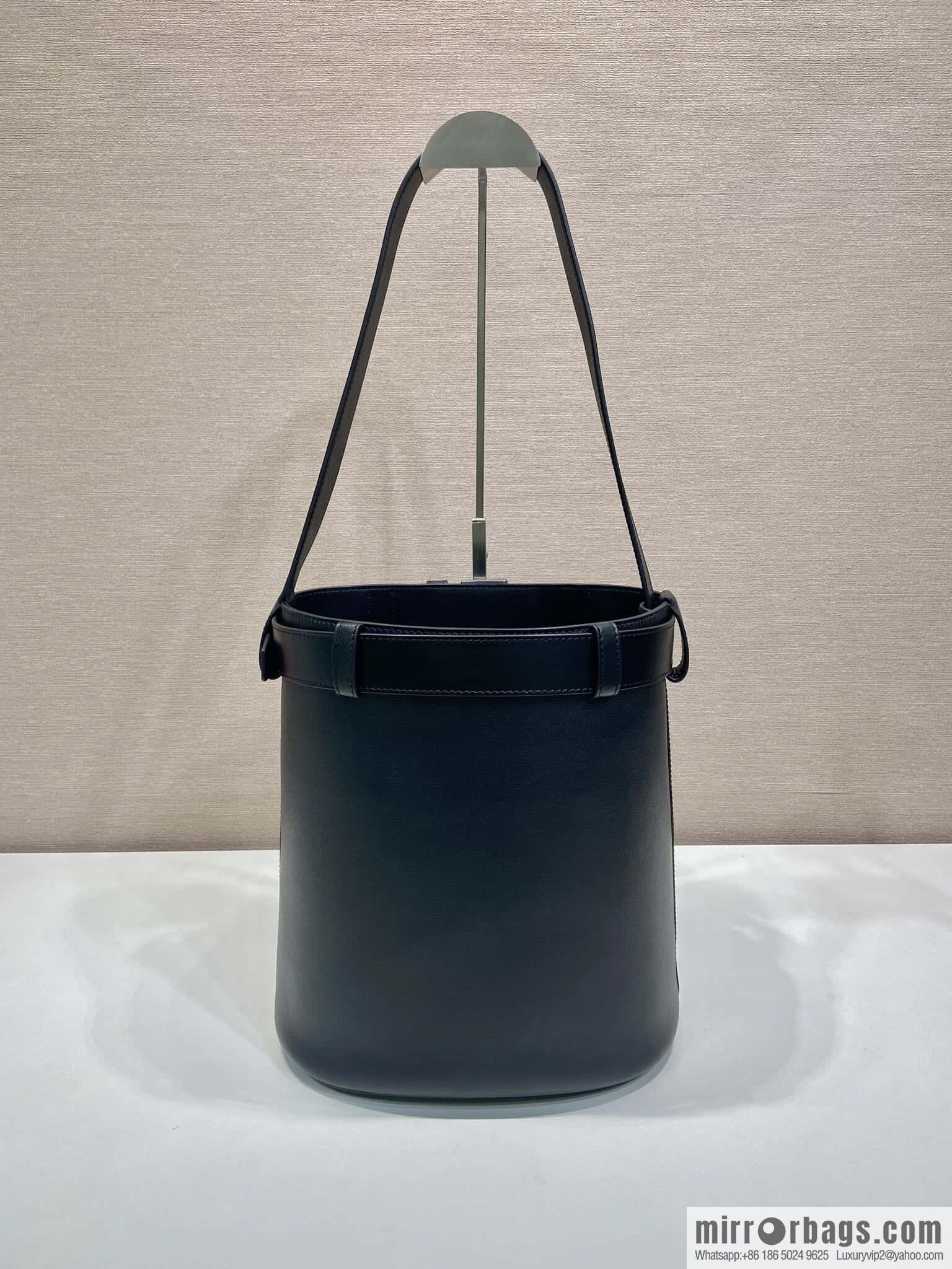 PRADA 🎉 new bucket bag 🎉 1BE085 🎉🎉 black