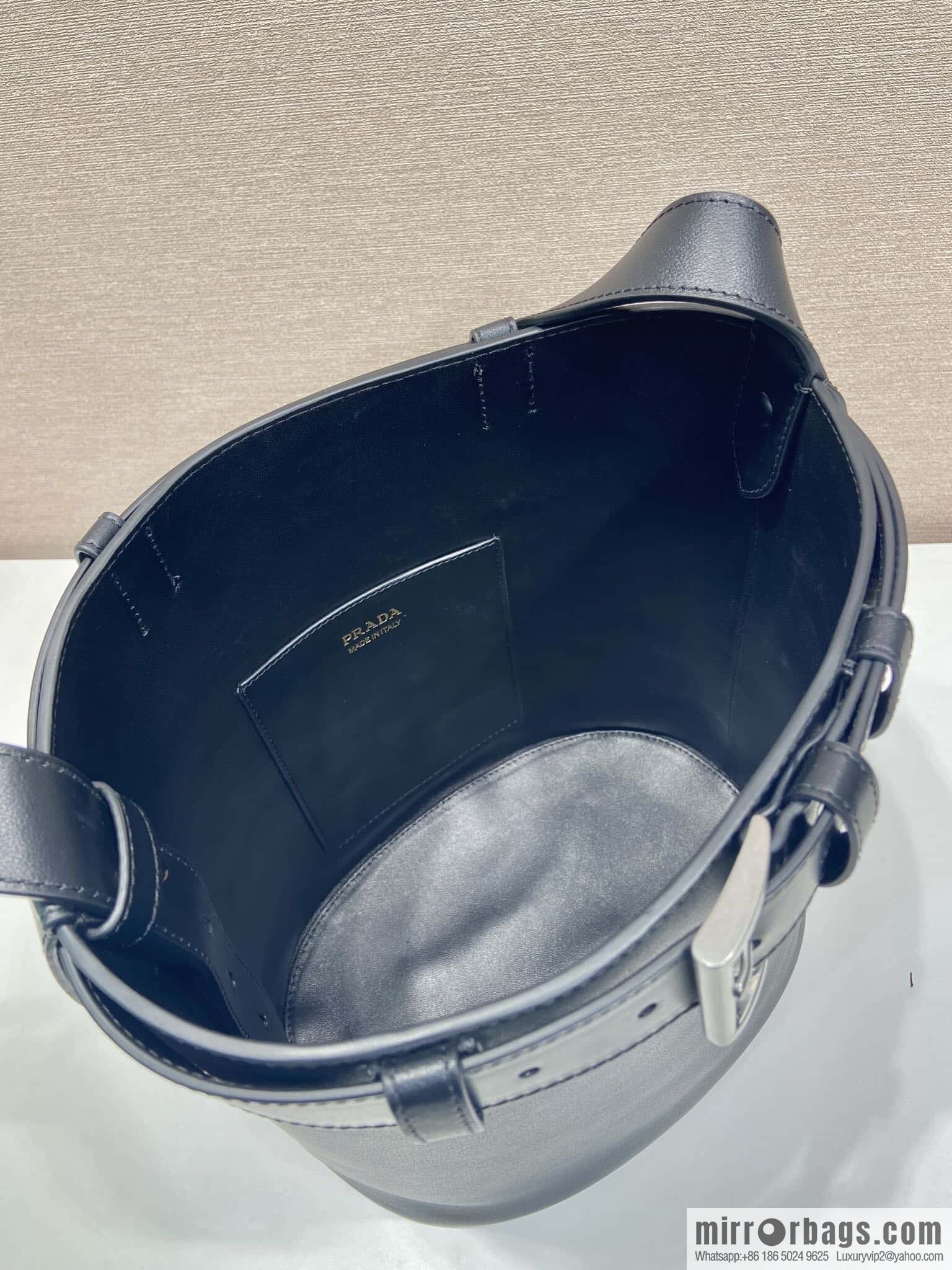 PRADA 🎉 new bucket bag 🎉 1BE085 🎉🎉 black