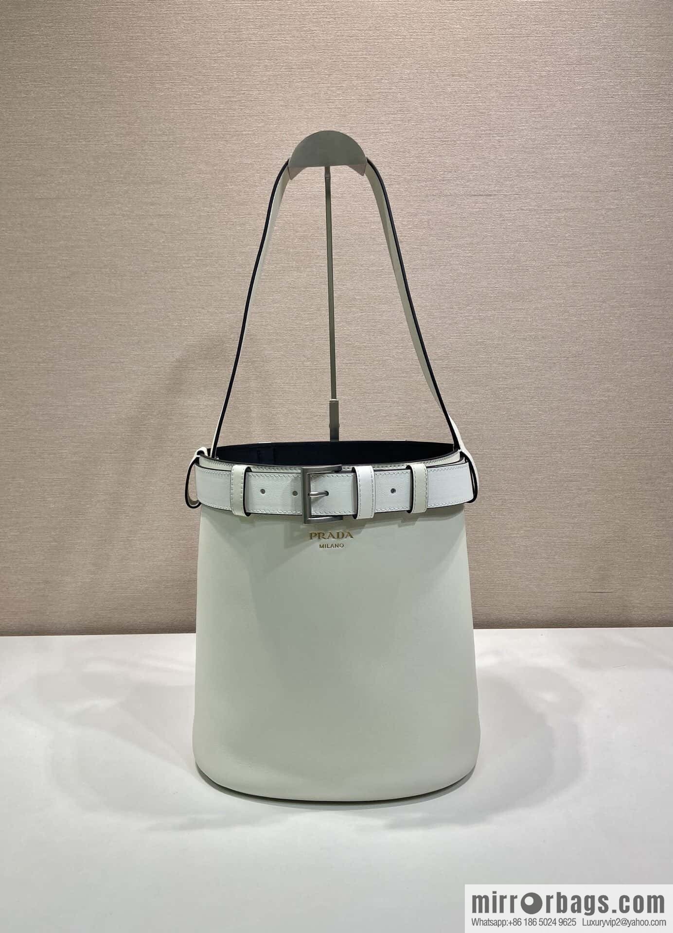 PRADA 🎉 new bucket bag 🎉 1BE085 🎉🎉 white