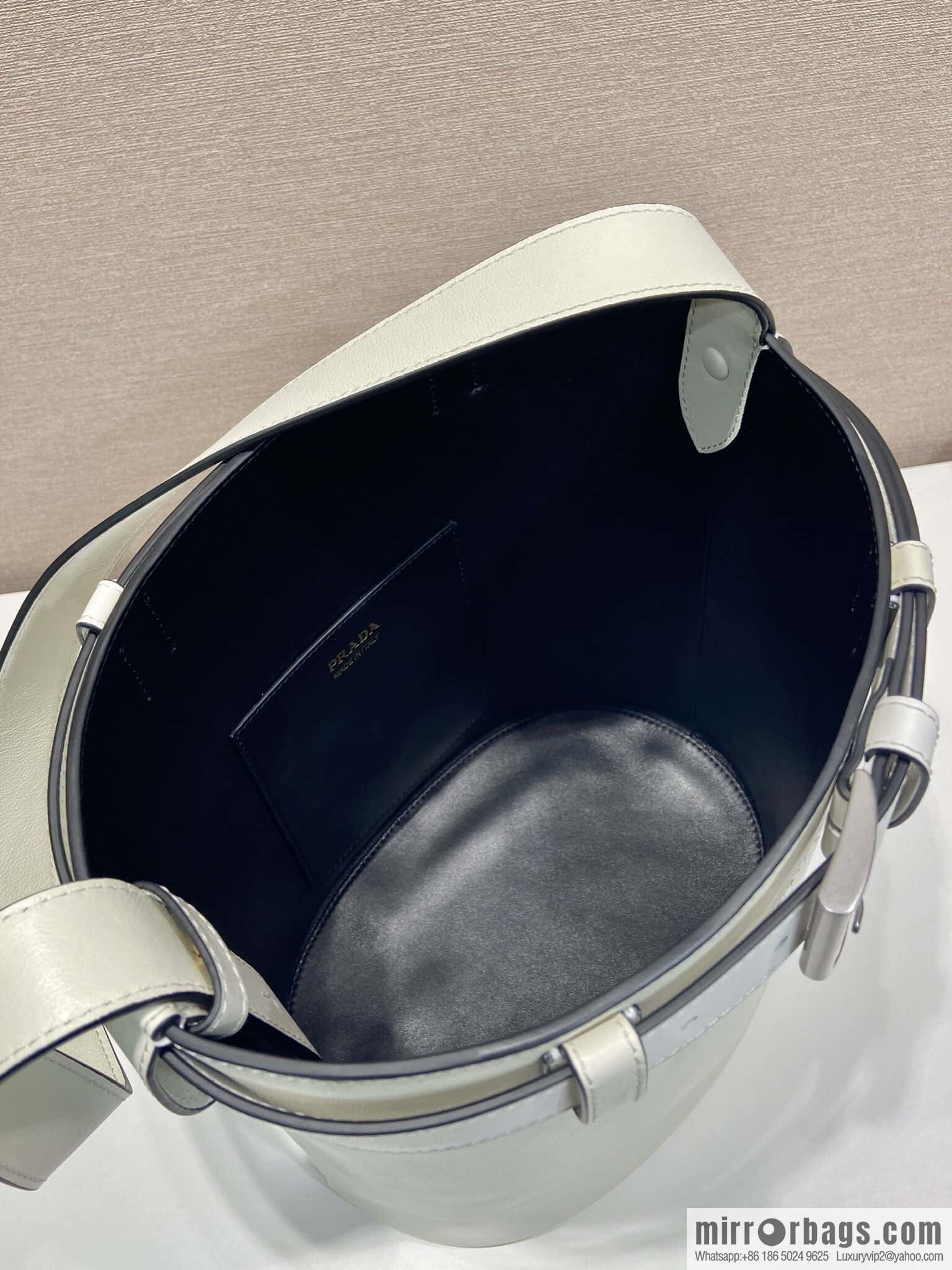 PRADA 🎉 new bucket bag 🎉 1BE085 🎉🎉 white