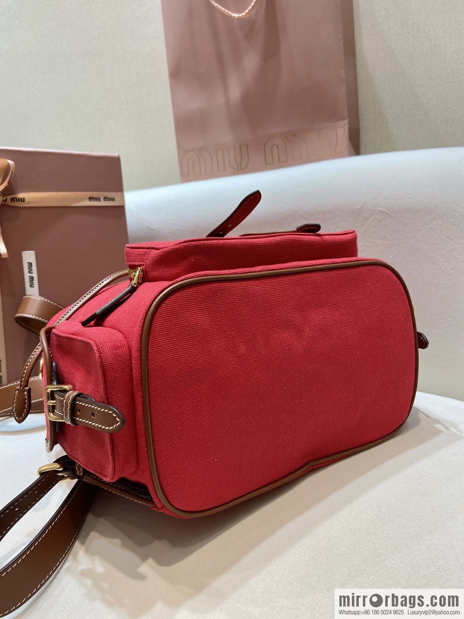 MIUMIU 💕 new backpack 💕 5BZ042 💕💕 red