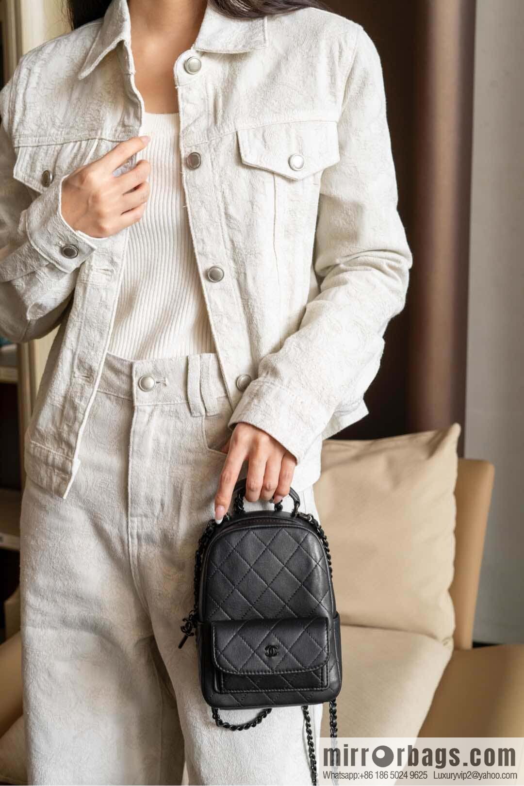 ππ‘ππ§ππ₯ πππ π¬π¨ ππ₯πππ€ π¦π’π§π’ small schoolbag, all black π€ AP3753