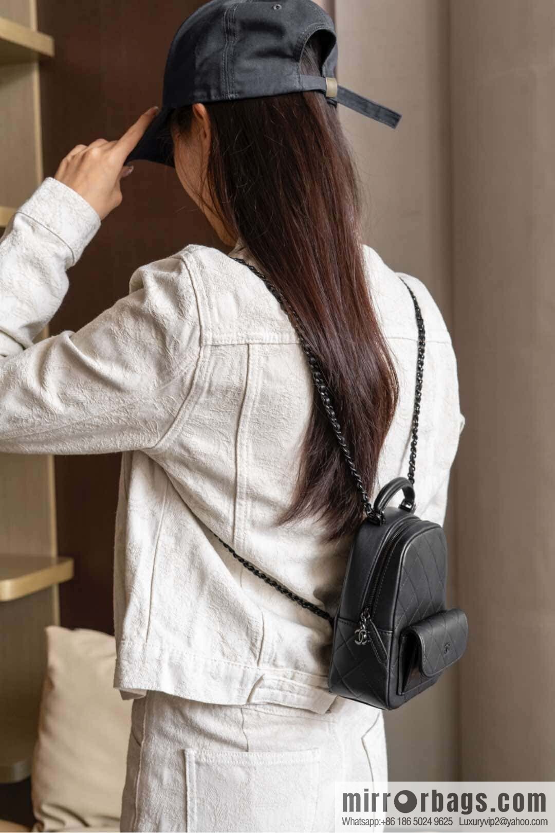 ππ‘ππ§ππ₯ πππ π¬π¨ ππ₯πππ€ π¦π’π§π’ small schoolbag, all black π€ AP3753