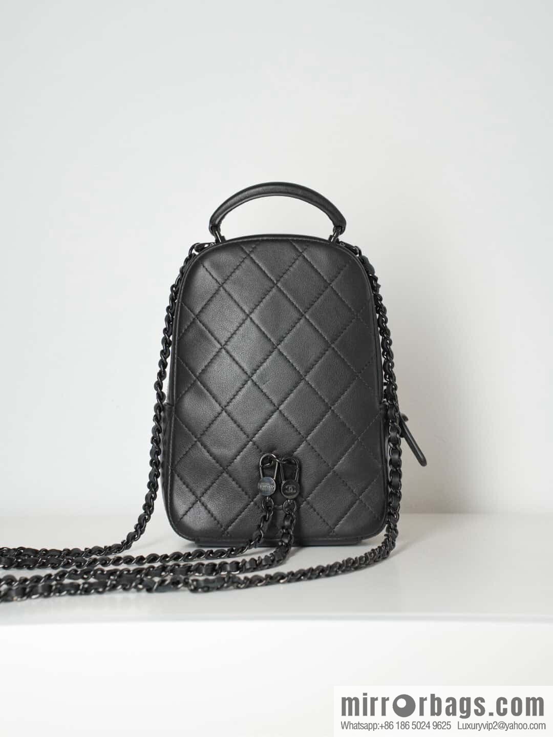 ππ‘ππ§ππ₯ πππ π¬π¨ ππ₯πππ€ π¦π’π§π’ small schoolbag, all black π€ AP3753