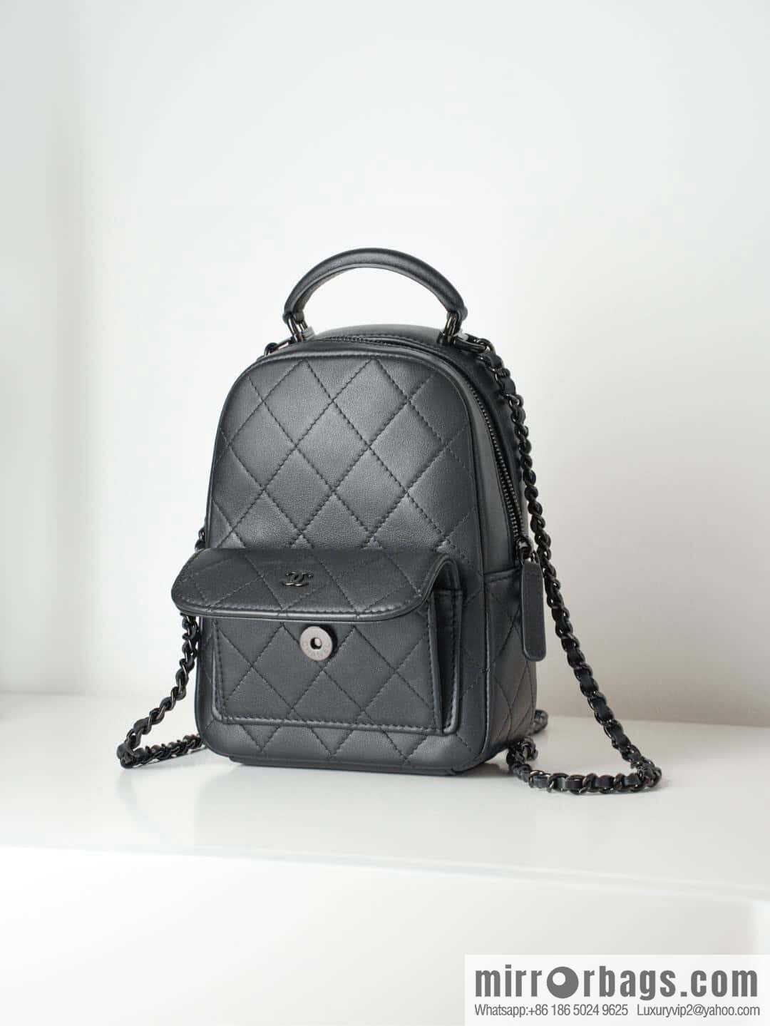 ππ‘ππ§ππ₯ πππ π¬π¨ ππ₯πππ€ π¦π’π§π’ small schoolbag, all black π€ AP3753
