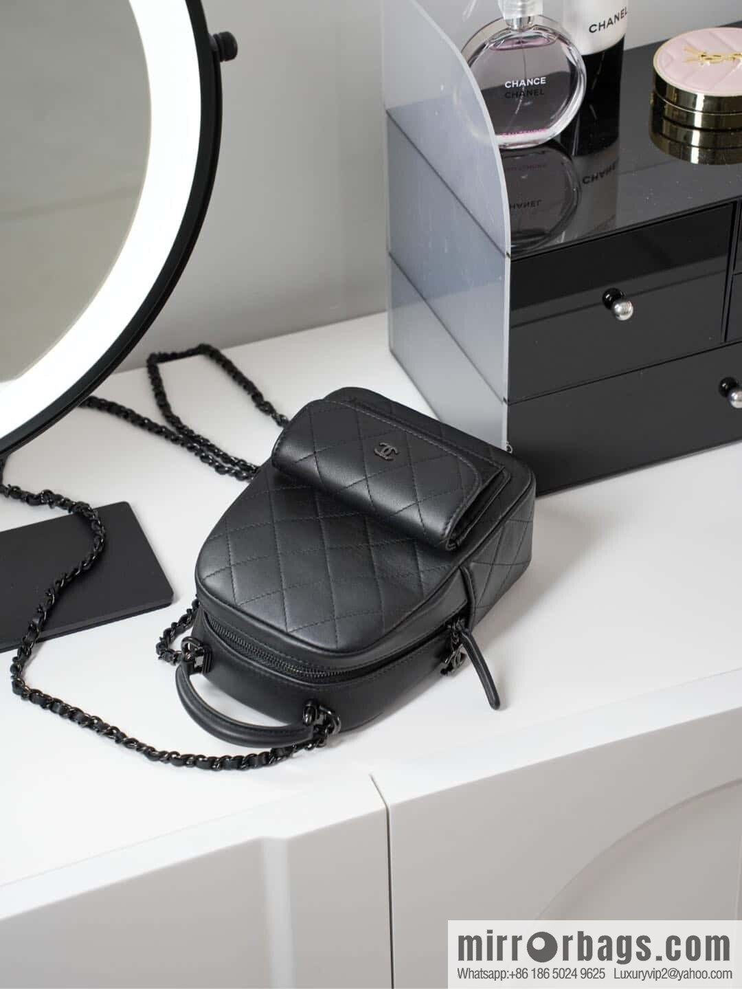 ππ‘ππ§ππ₯ πππ π¬π¨ ππ₯πππ€ π¦π’π§π’ small schoolbag, all black π€ AP3753