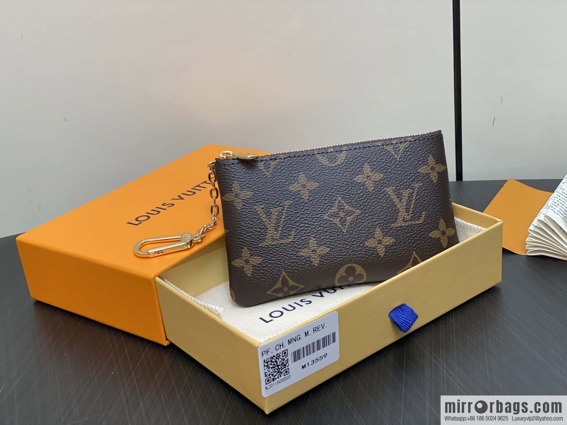 [Boutique‑grade] M13559 presbyopia, key bag wallet