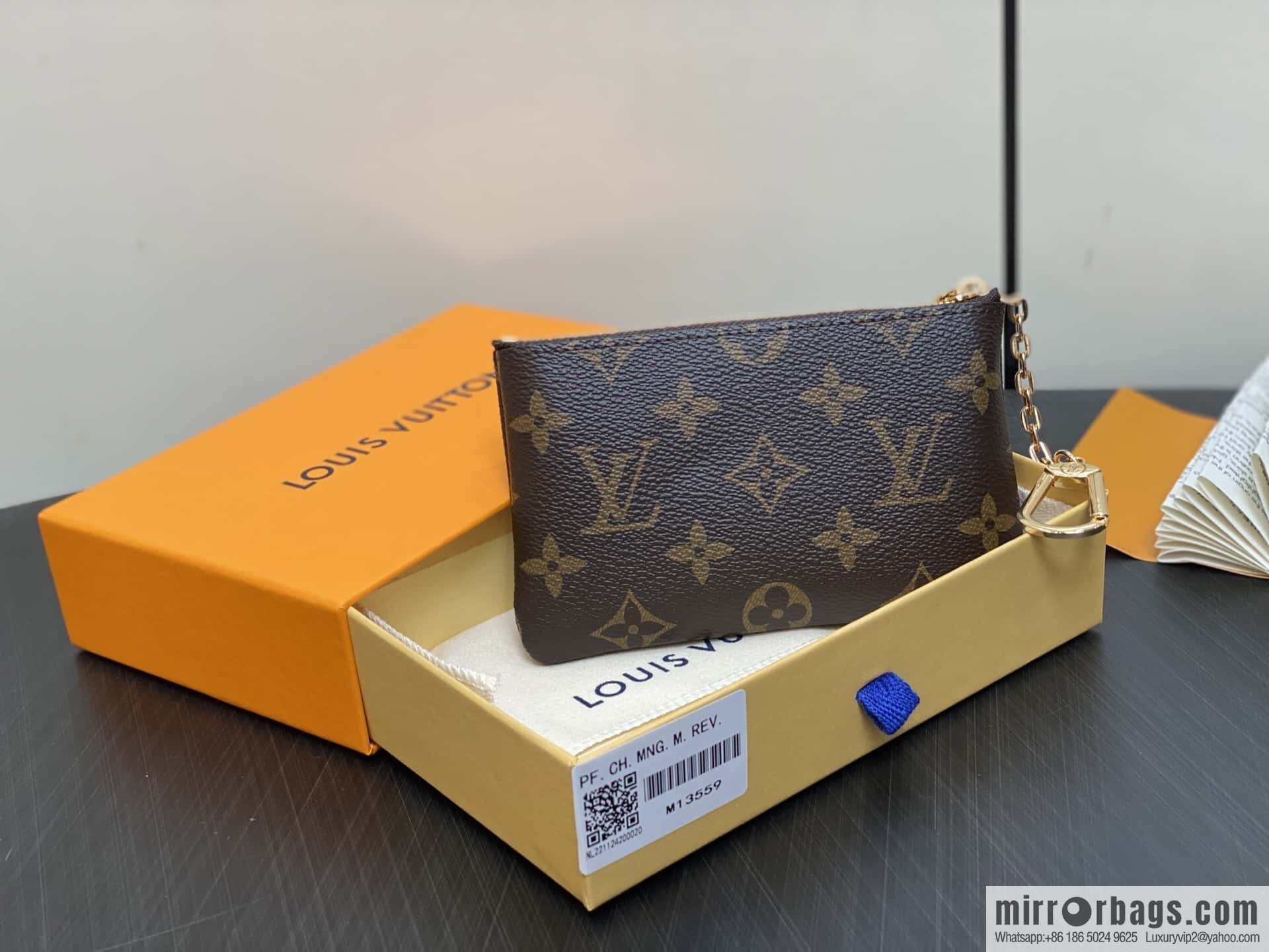 [Boutique‑grade] M13559 presbyopia, key bag wallet