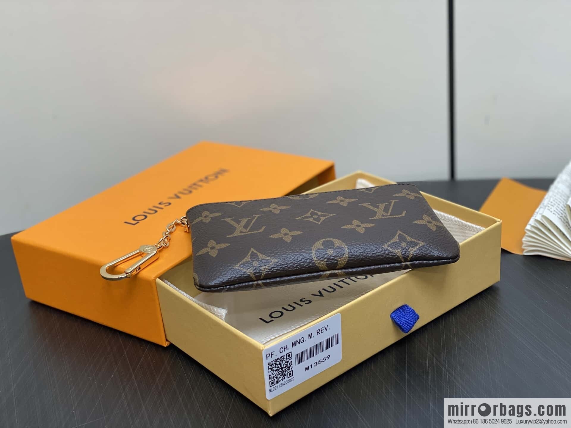 [Boutique‑grade] M13559 presbyopia, key bag wallet