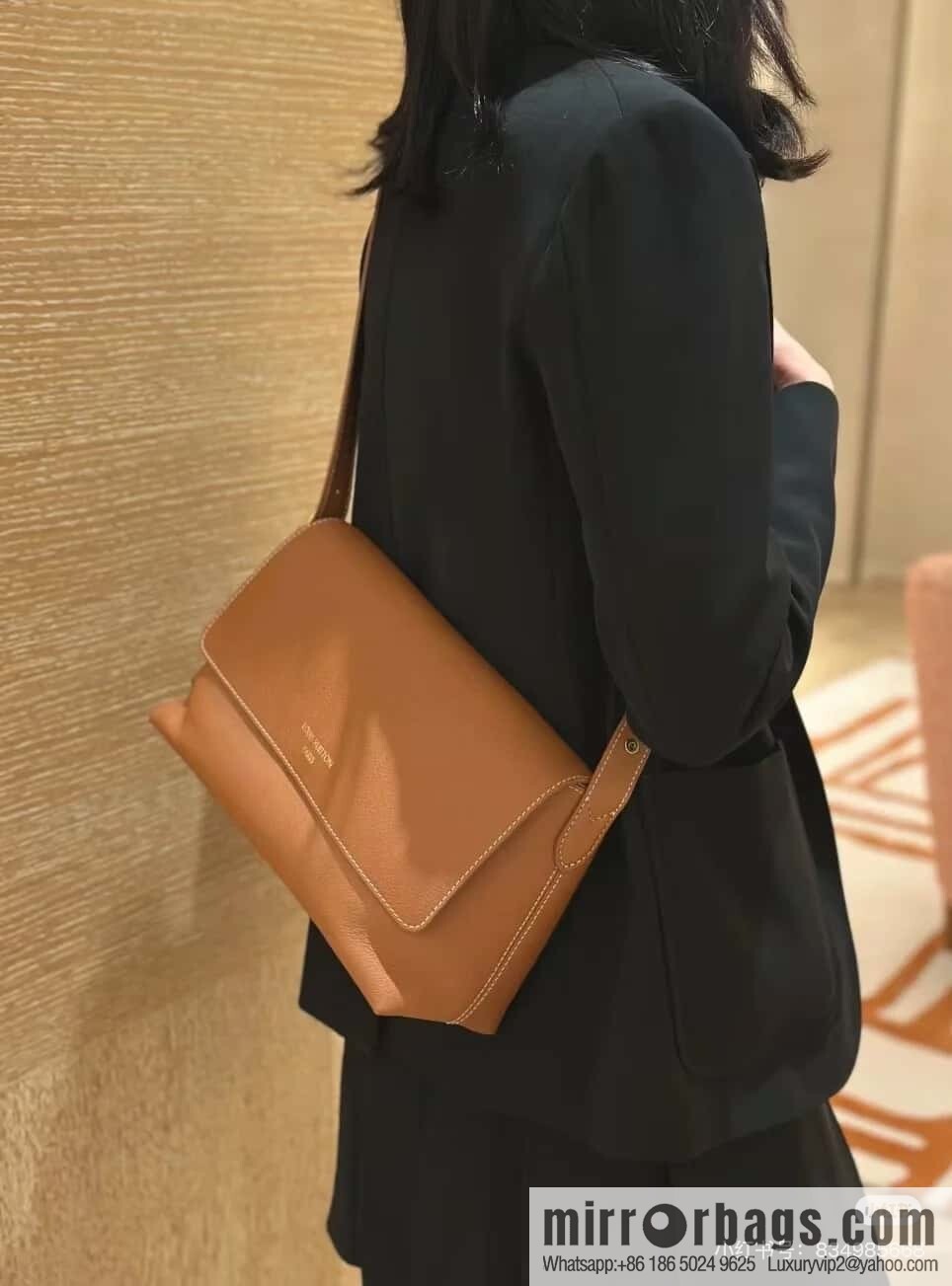 [Boutique‑grade] M13148 black M13151 brown, full leather shoulder bag Low Key Messenger handbag