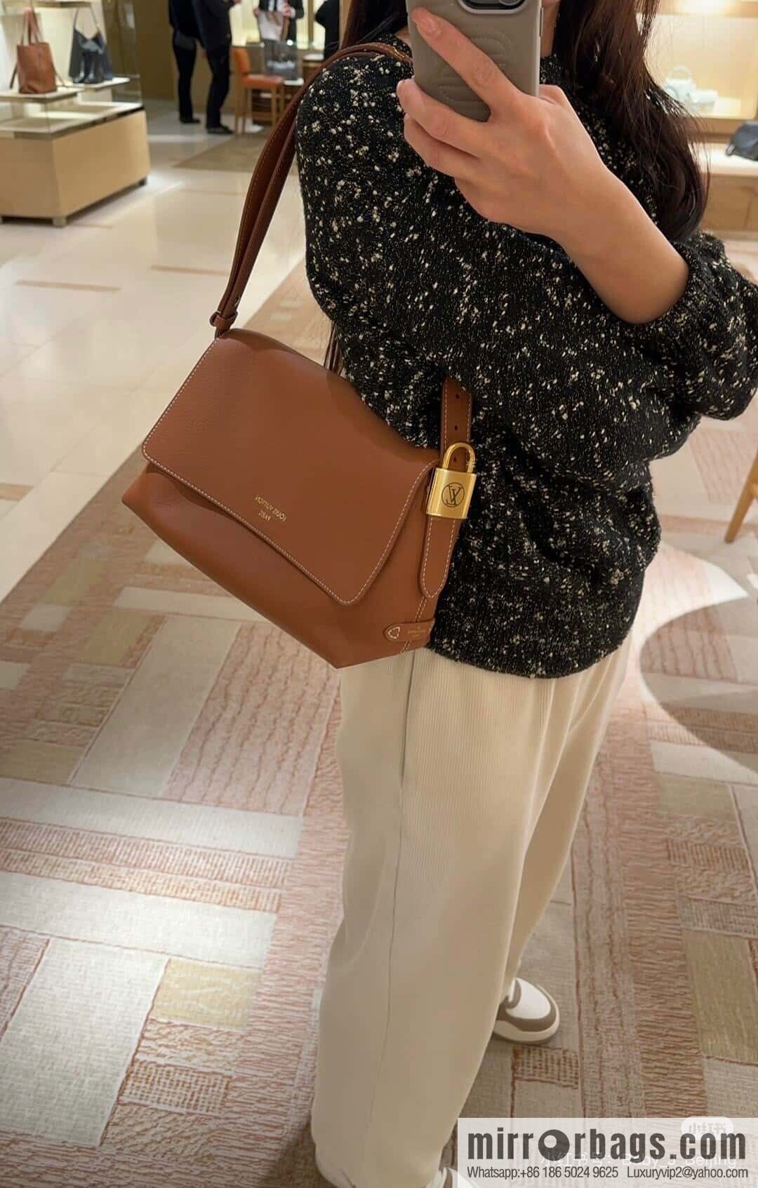 [Boutique‑grade] M13148 black M13151 brown, full leather shoulder bag Low Key Messenger handbag