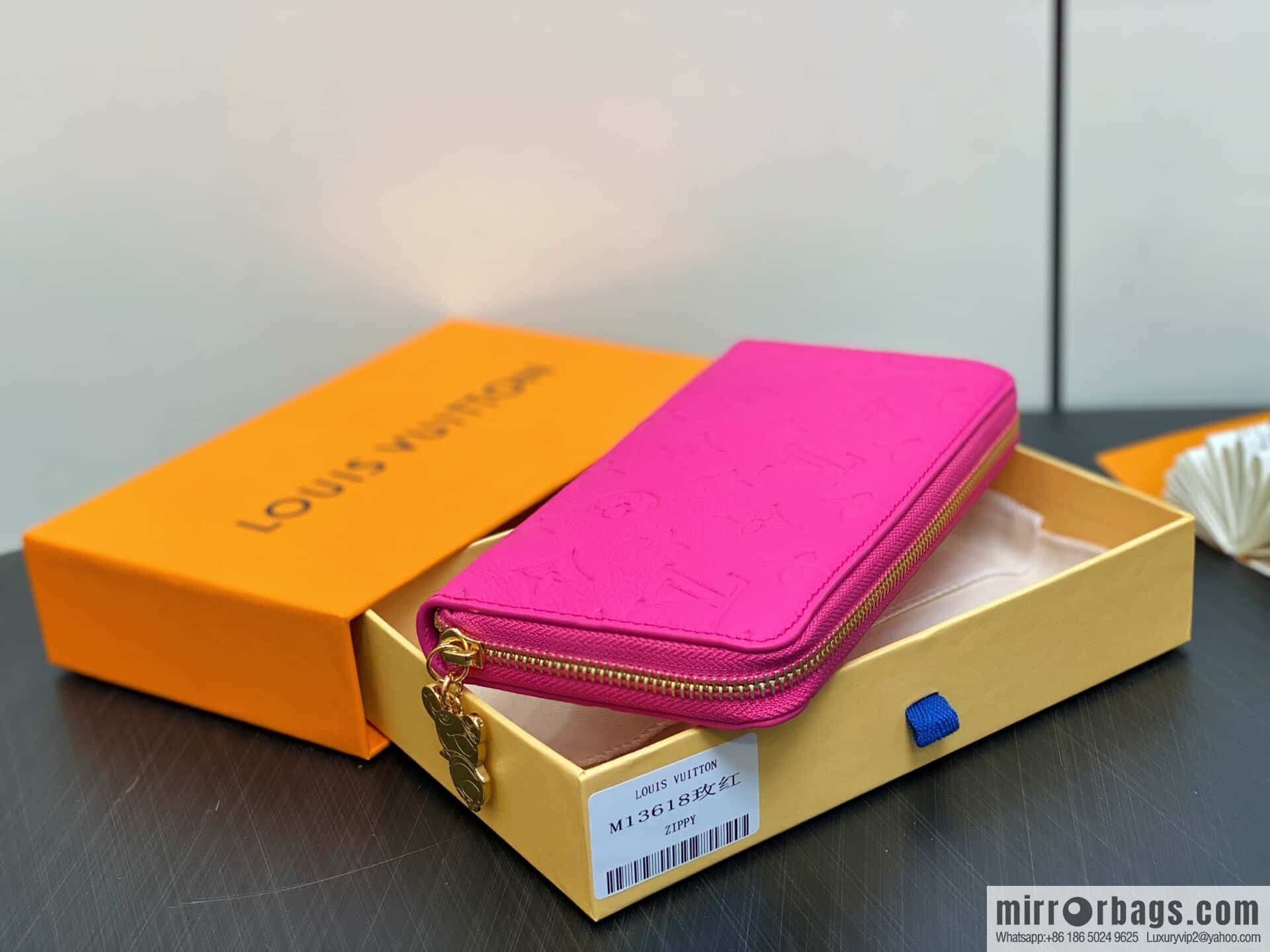 [Boutique‑grade] M13618 rose red and white, single zipper wallet LV × TM zipper wallet