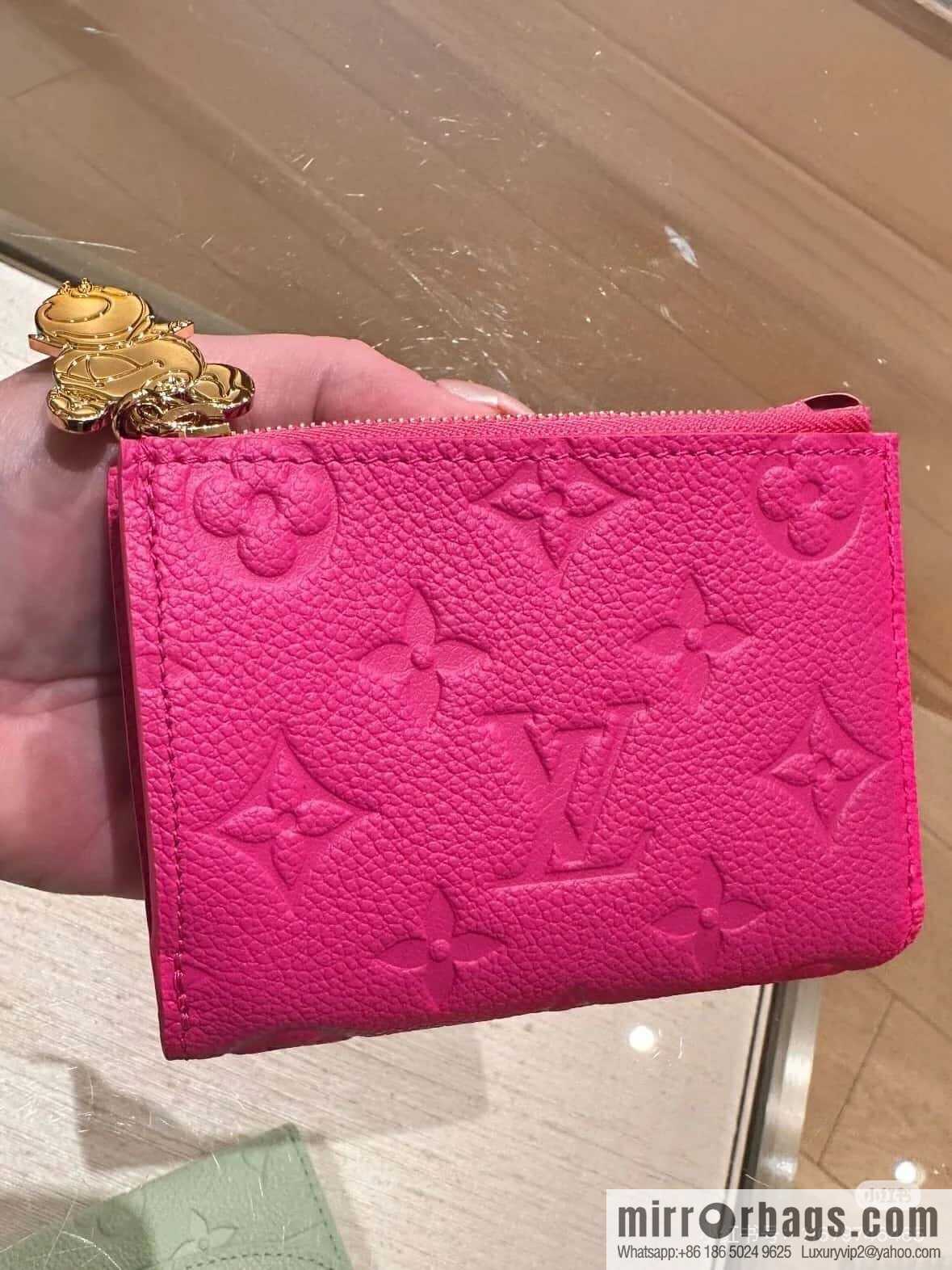 [Boutique‑grade] M14087 rose red and white, two fold wallet LV x TM Portfolio Lisa wallet