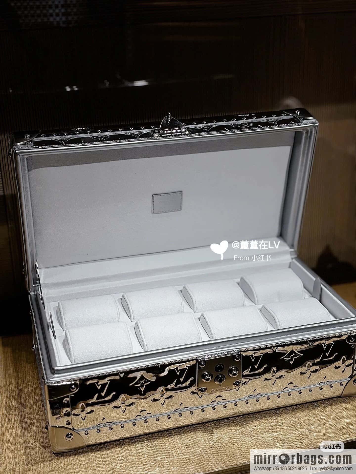 [Boutique‑grade] M12277 silver patent leather, case watch case Coffret 8 Montres watch case