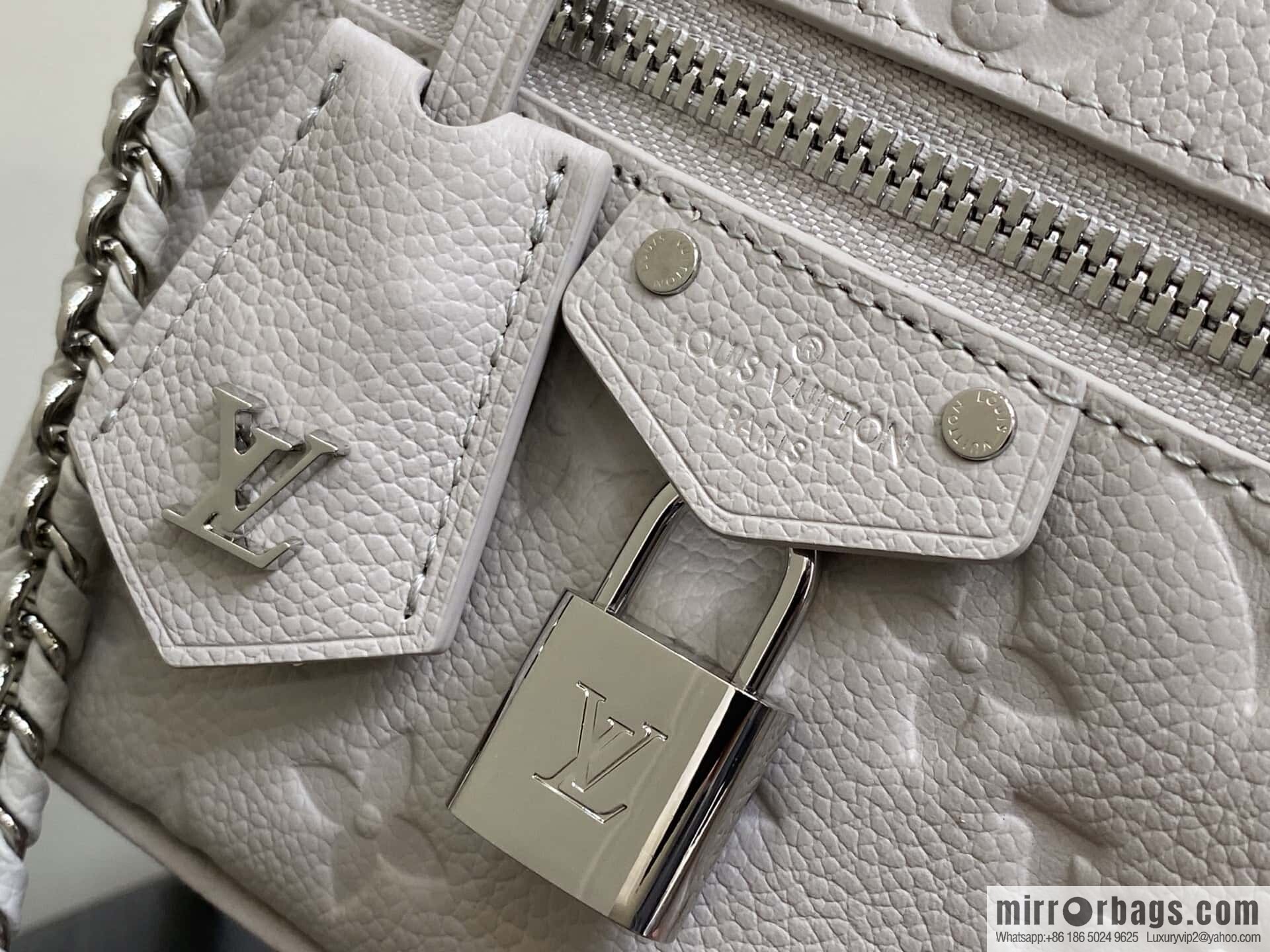 [Boutique‑grade] M13593 light gray, full leather chain bag cosmetic bag VANITY CHAIN POUCH handbag