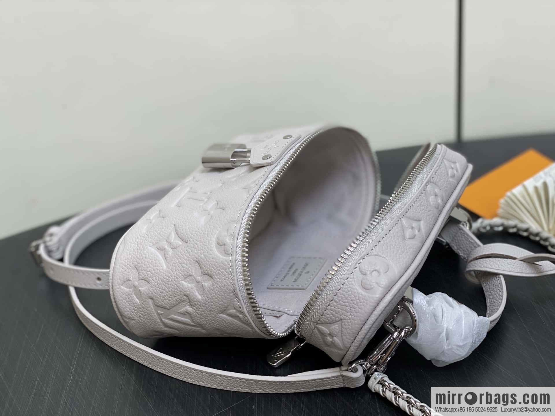 [Boutique‑grade] M13593 light gray, full leather chain bag cosmetic bag VANITY CHAIN POUCH handbag
