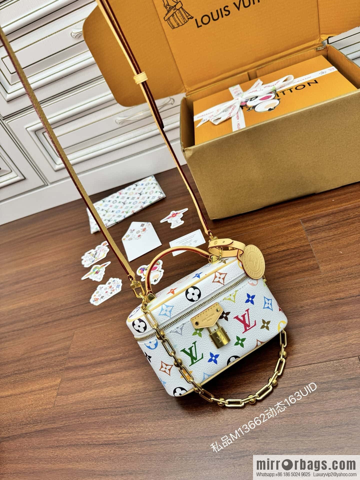 LV M13662 LV x TM Vanity Chain Pouch