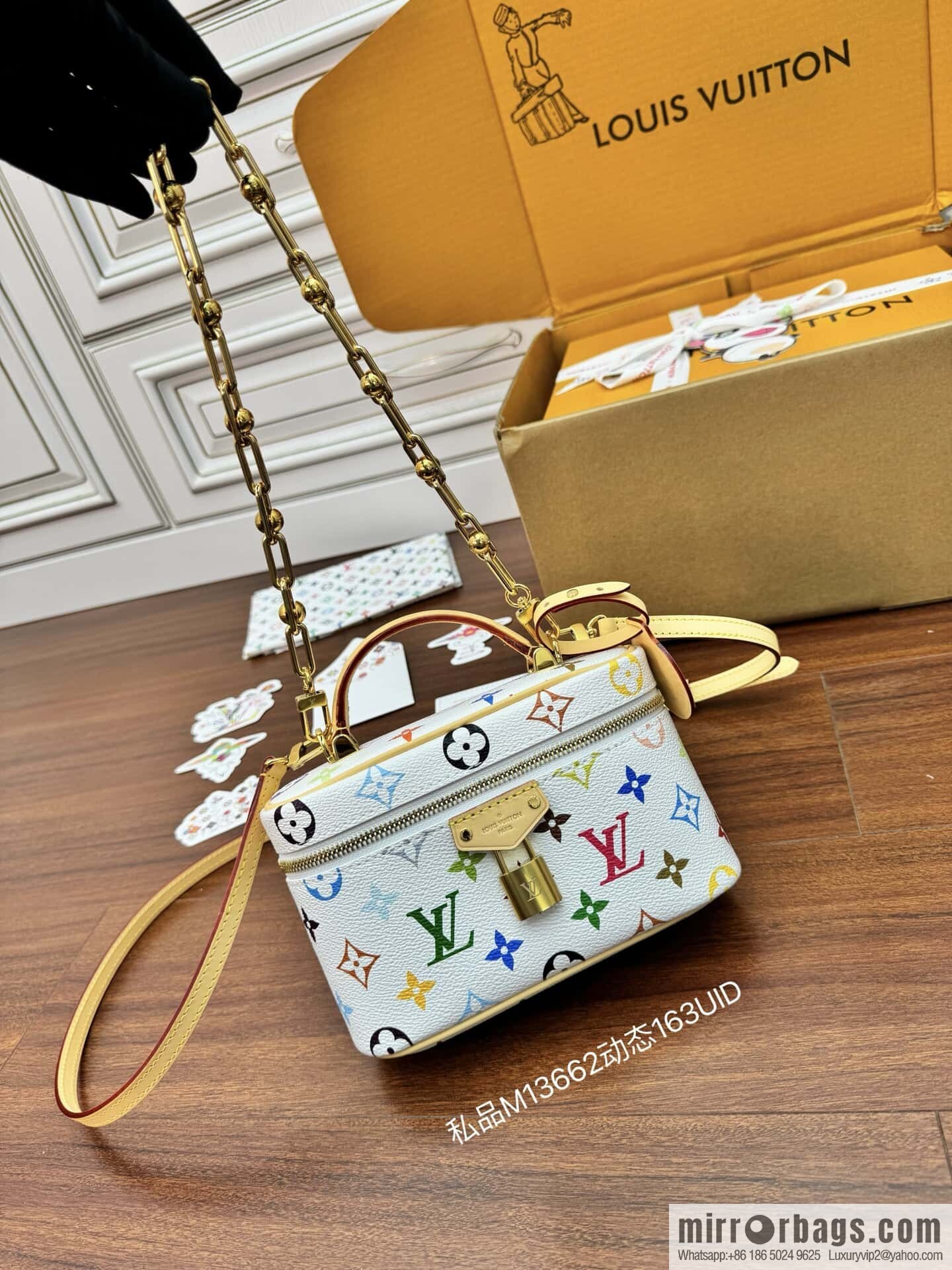 LV M13662 LV x TM Vanity Chain Pouch