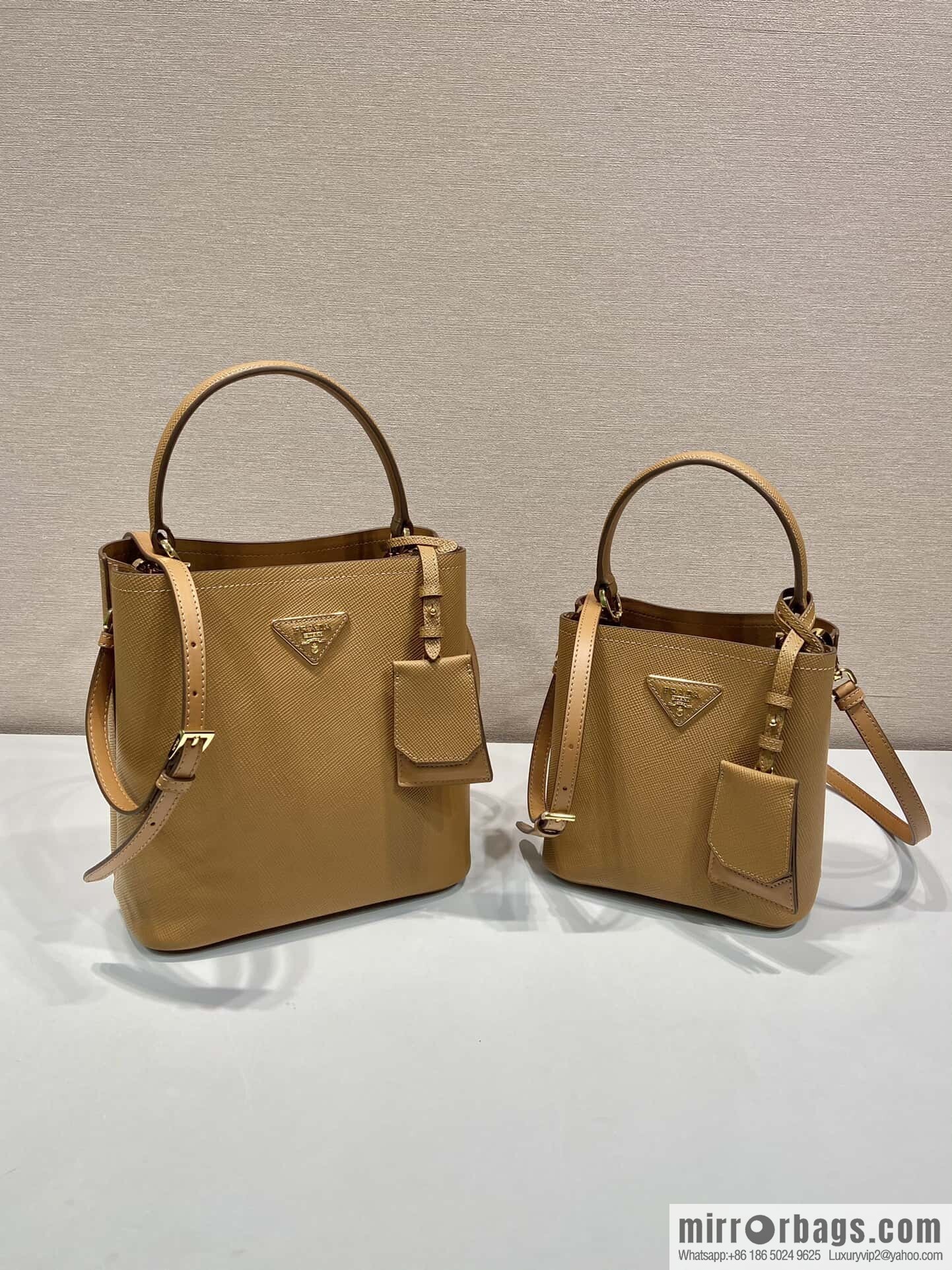 PRADA 🔆 exclusive debut 🔆 1BA217 mini number new color
