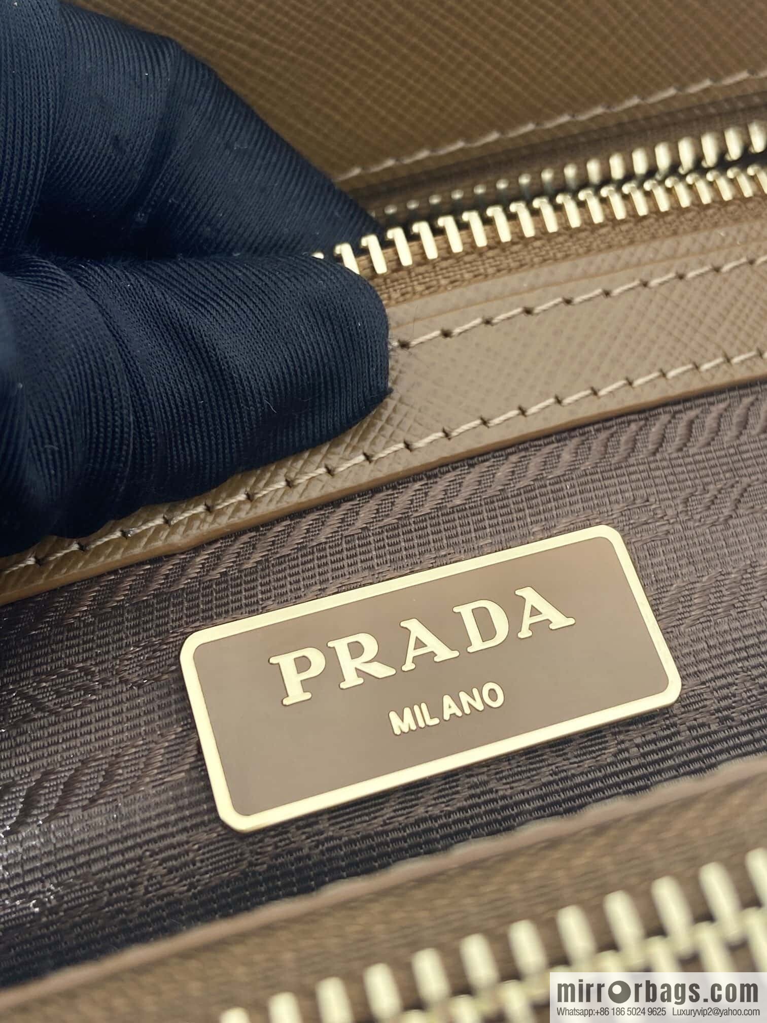PRADA ๐ classic explosion 1BA896 ๐ caramel color