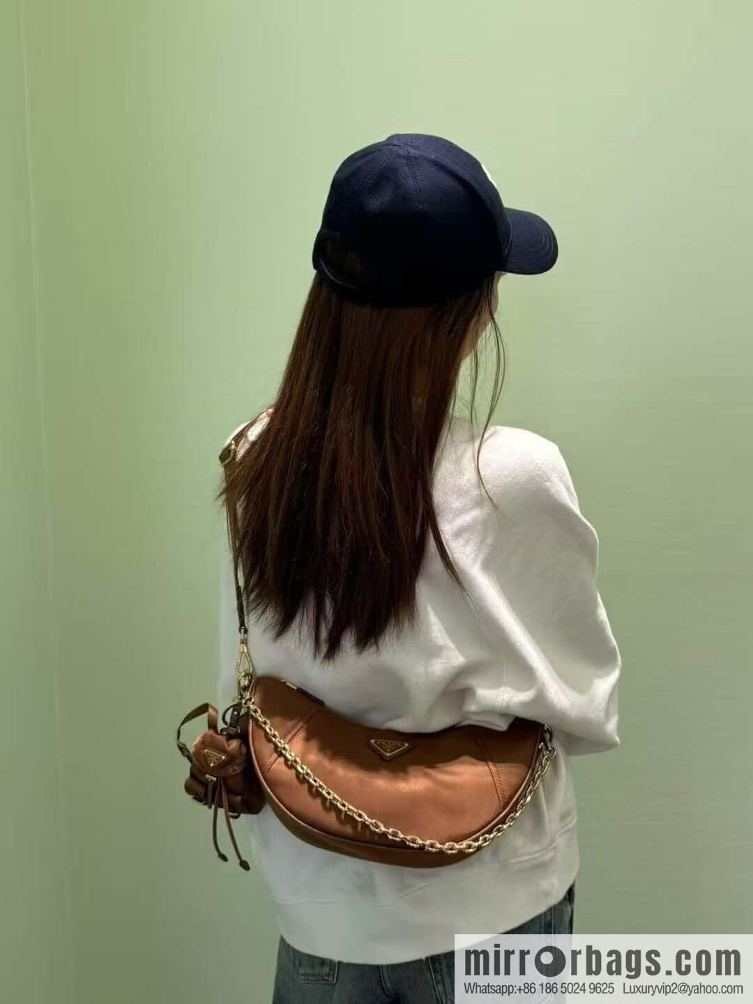 PRADA 🎉 new crescent bag 🎉 1BH222 multifunctional 🎉🎉 caramel color
