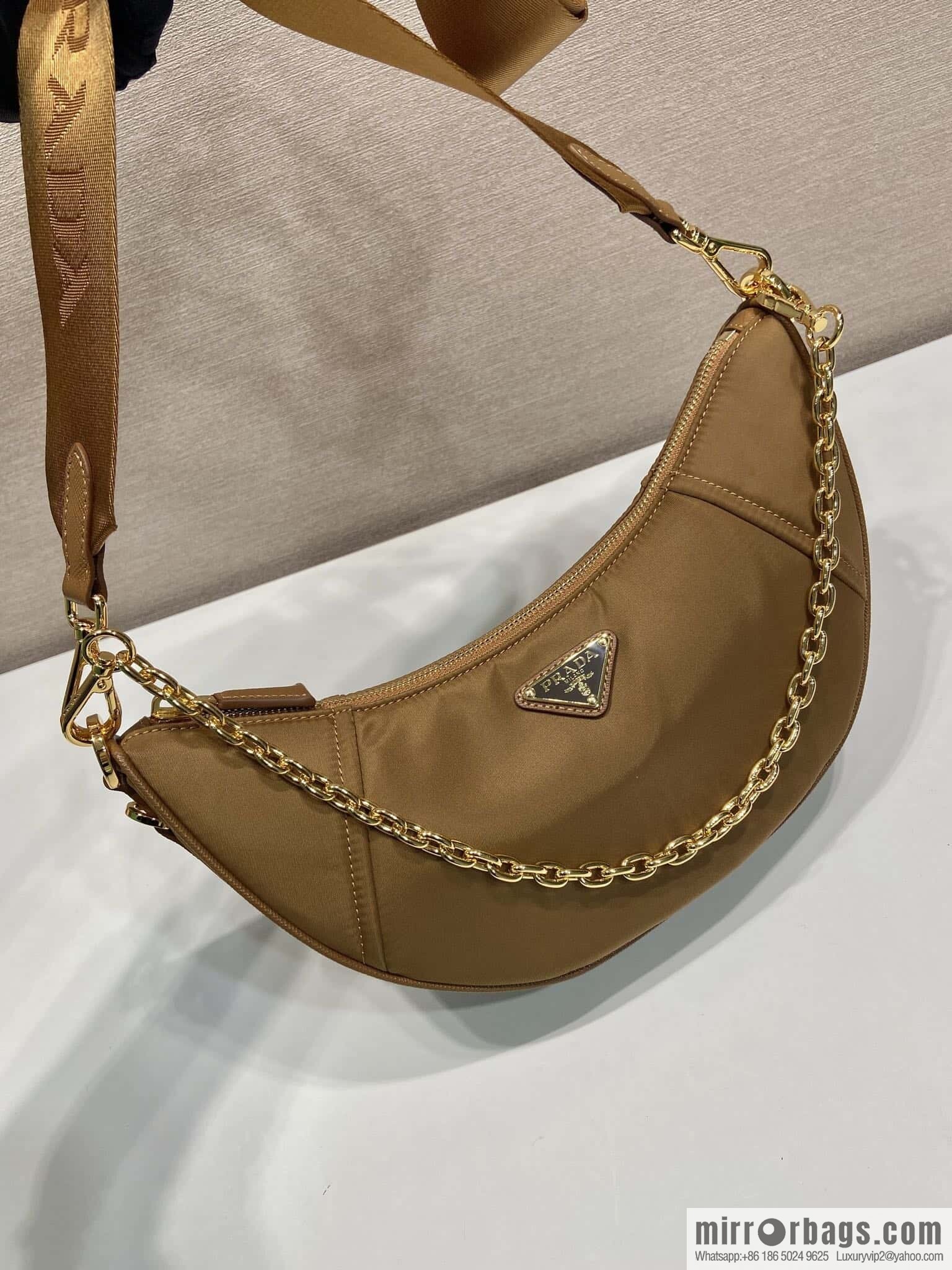 PRADA 🎉 new crescent bag 🎉 1BH222 multifunctional 🎉🎉 caramel color