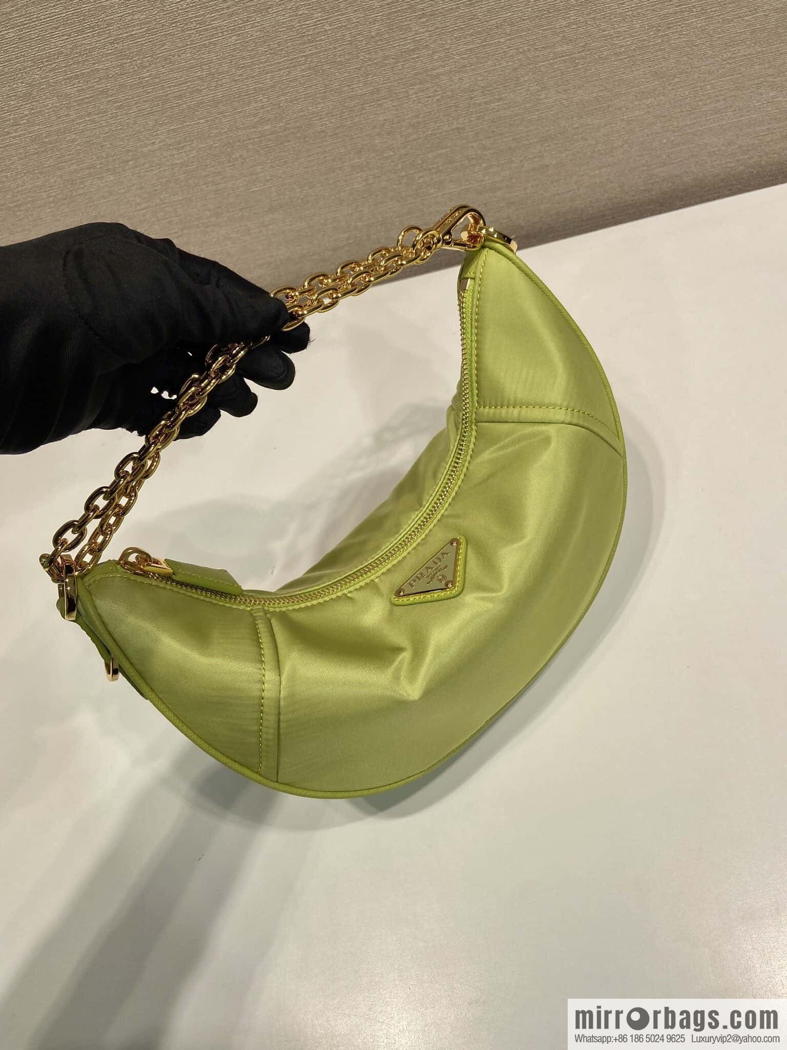 PRADA ๐ new crescent bag ๐ 1BH222 multifunctional ๐๐ green