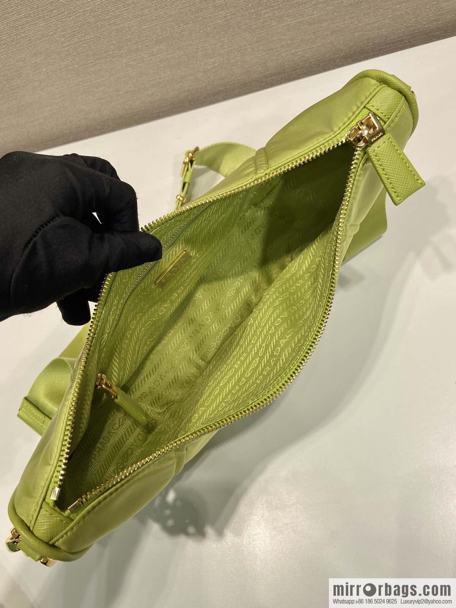 PRADA ๐ new crescent bag ๐ 1BH222 multifunctional ๐๐ green