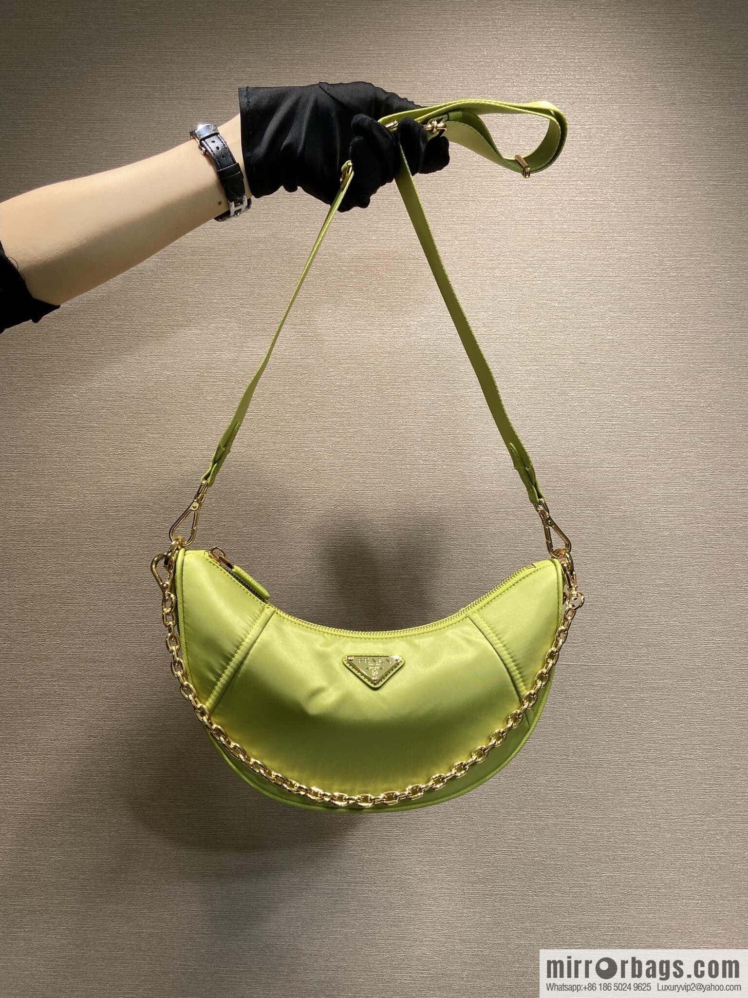 PRADA ๐ new crescent bag ๐ 1BH222 multifunctional ๐๐ green