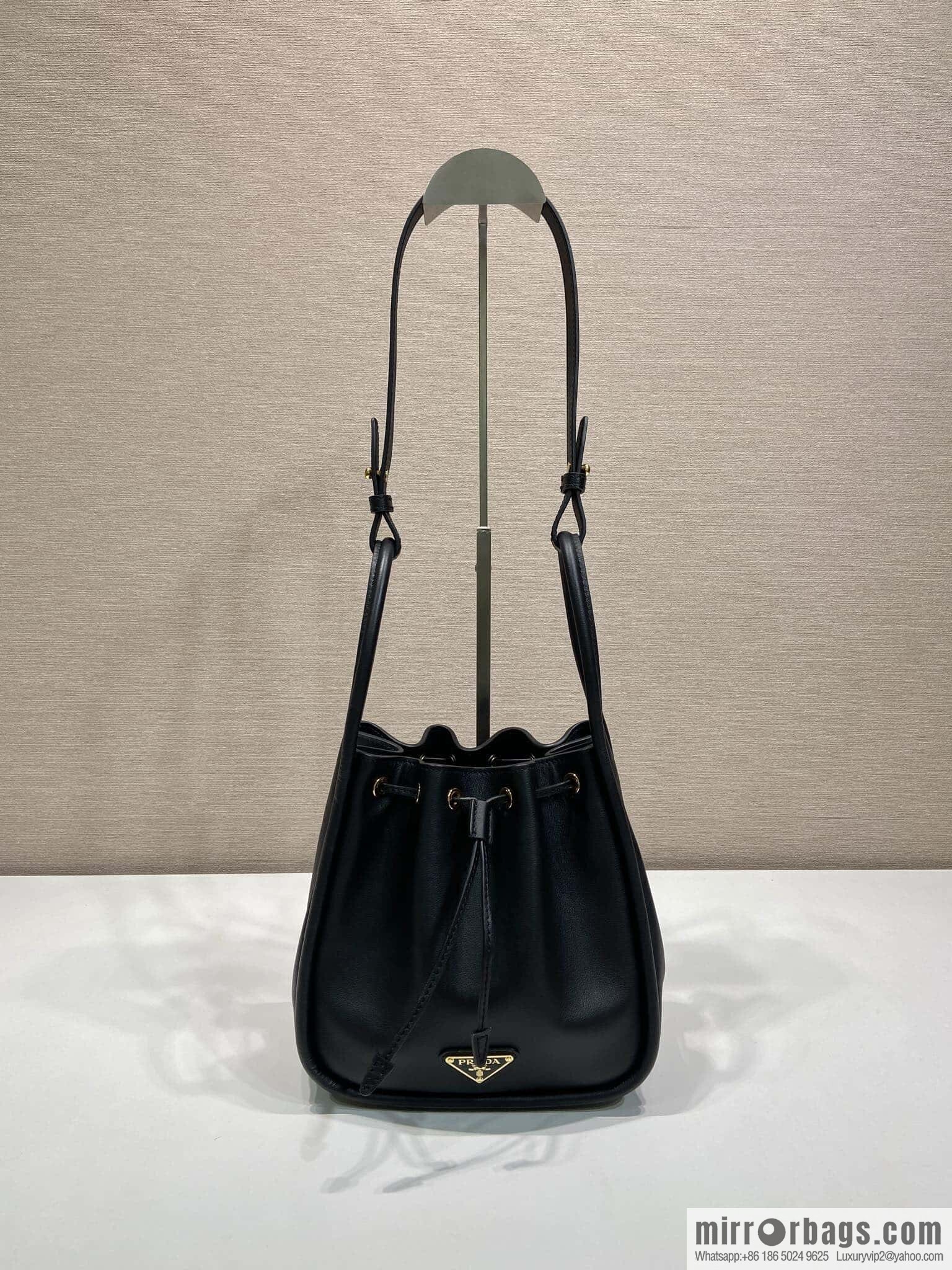 PRADA 🎉 new bucket bag 🎉 1BE087🎉🎉
