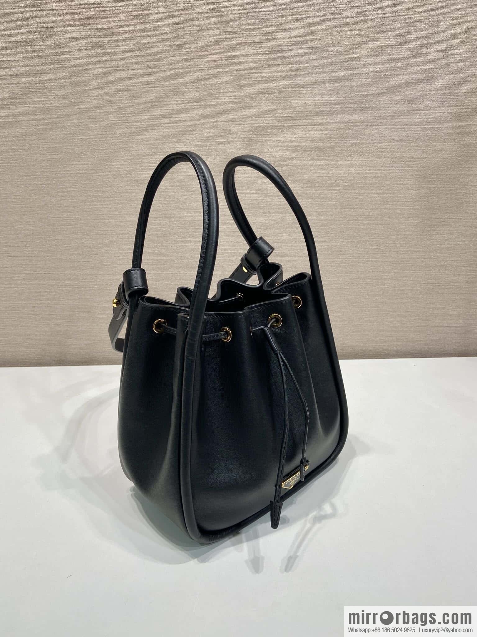 PRADA 🎉 new bucket bag 🎉 1BE087🎉🎉