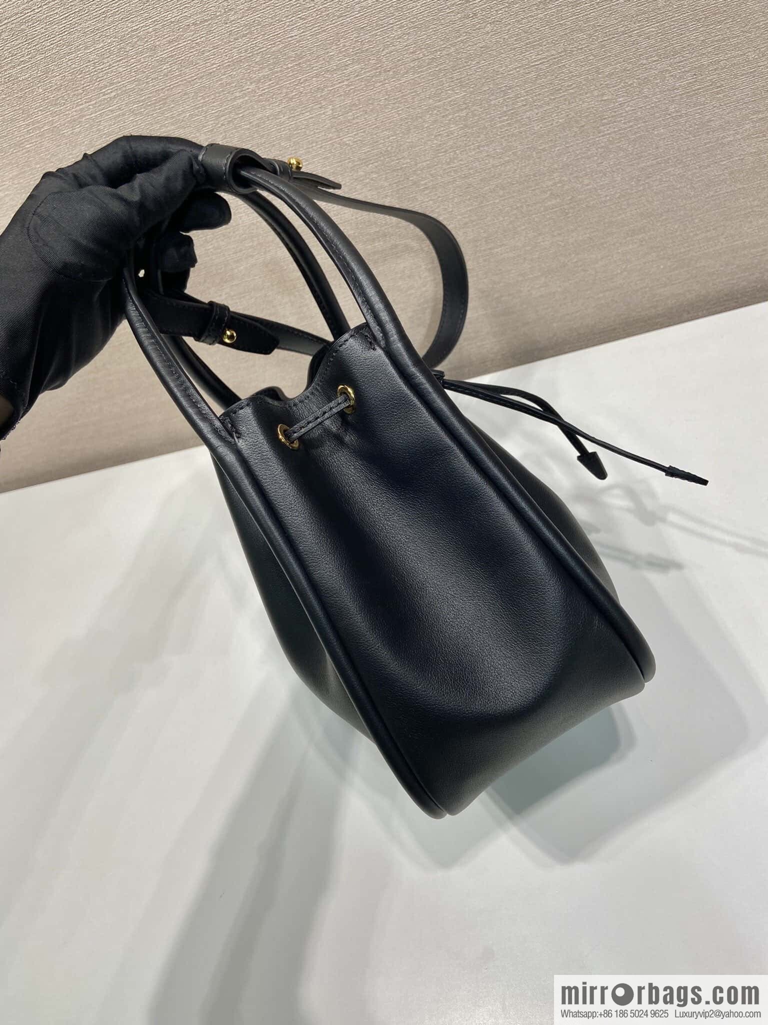 PRADA 🎉 new bucket bag 🎉 1BE087🎉🎉