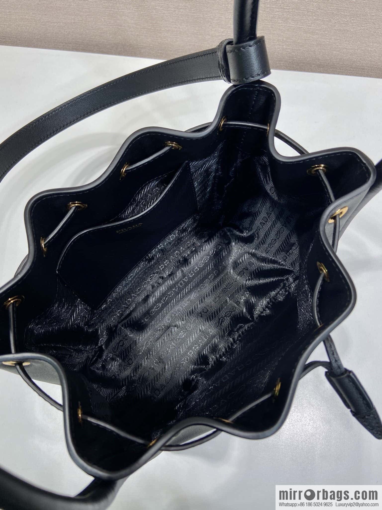 PRADA 🎉 new bucket bag 🎉 1BE087🎉🎉
