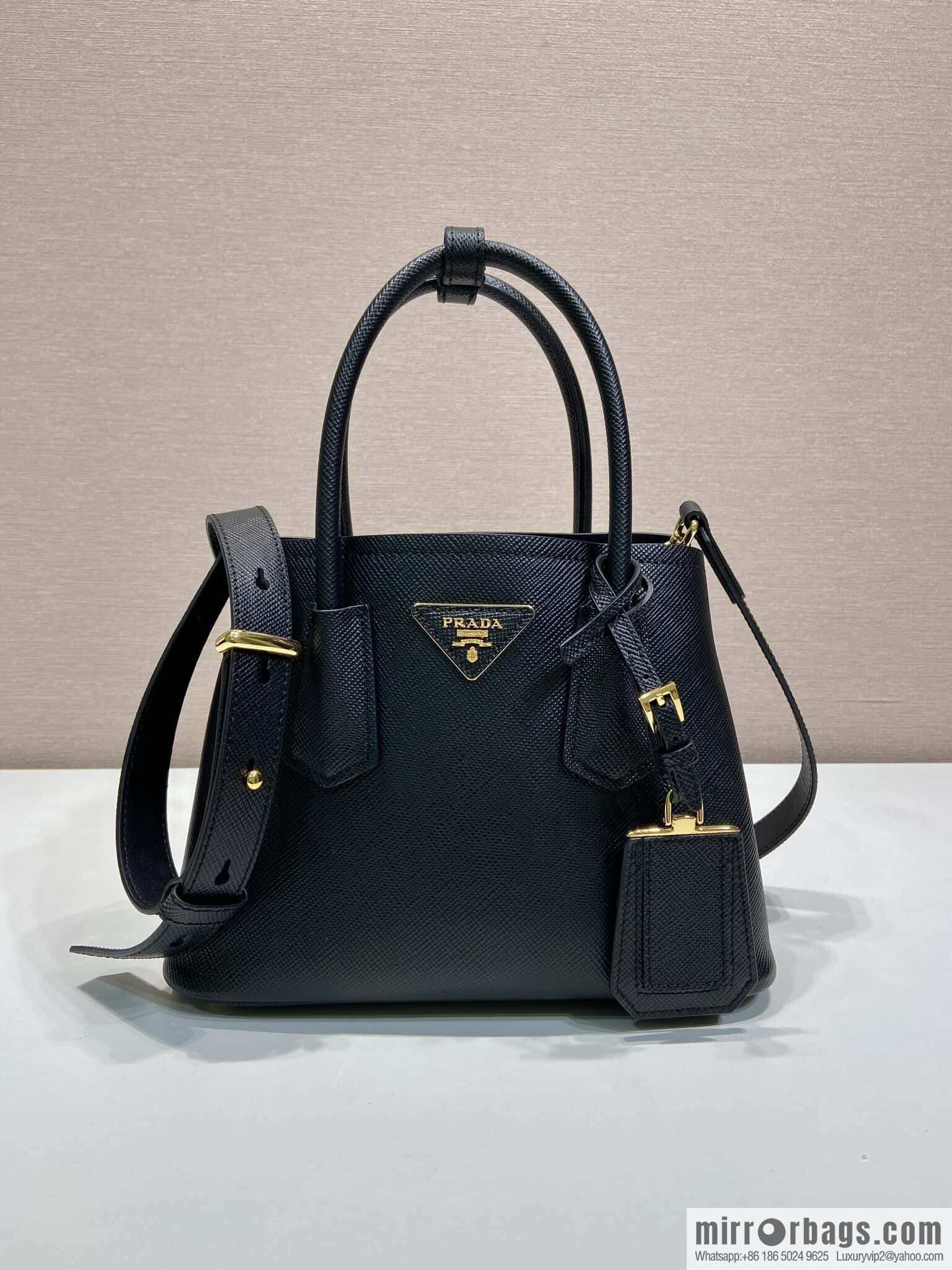 PRADA 🎉 new 🎉 1BG443 small shopping bag 🎉🎉 black