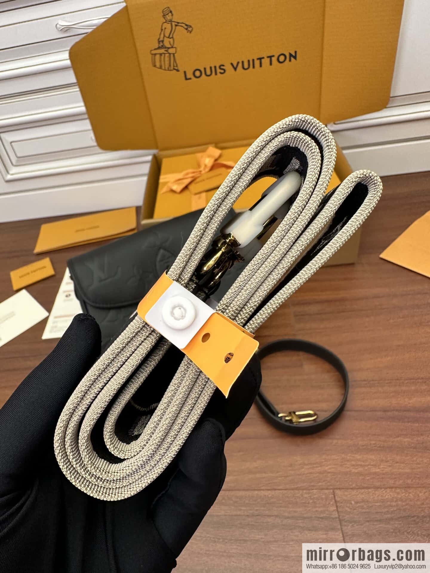 LV M46386 DIANE handbag