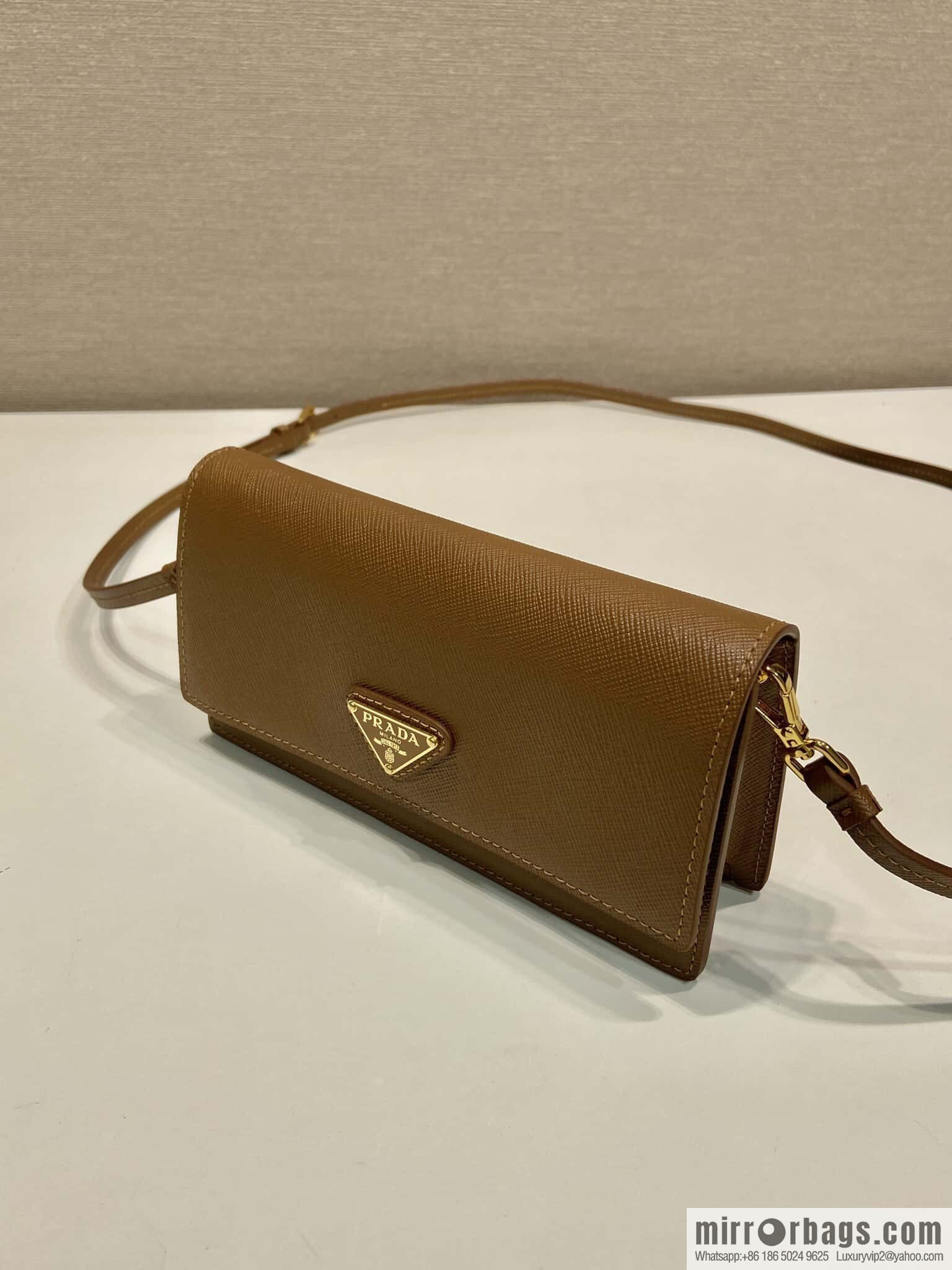 PRADA 🎉 new mini handbag 🎉 1NF059 mobile phone bag 🎉🎉 caramel color