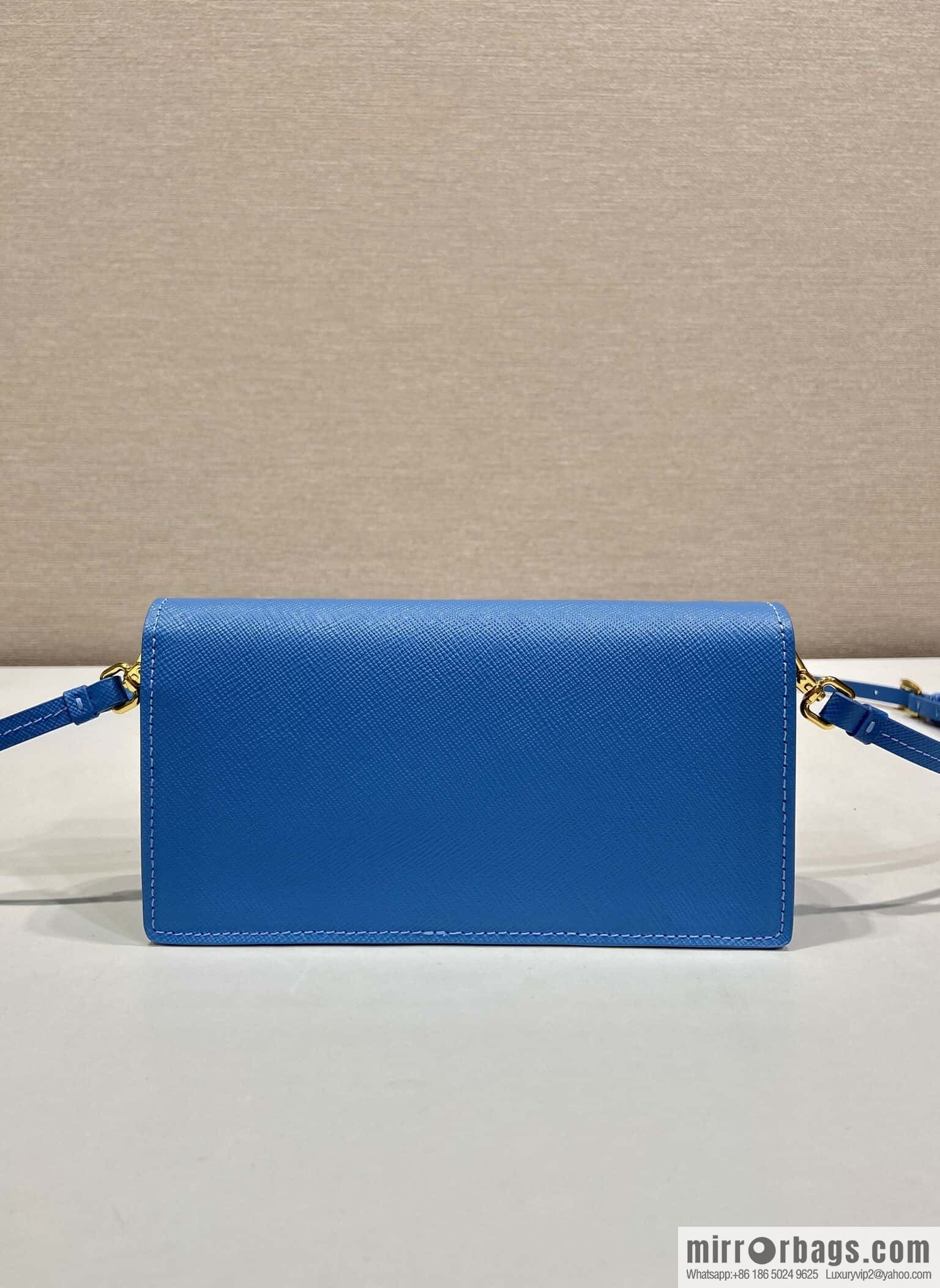 PRADA 🎉 new mini handbag 🎉 1NF059 mobile phone bag 🎉🎉 blue