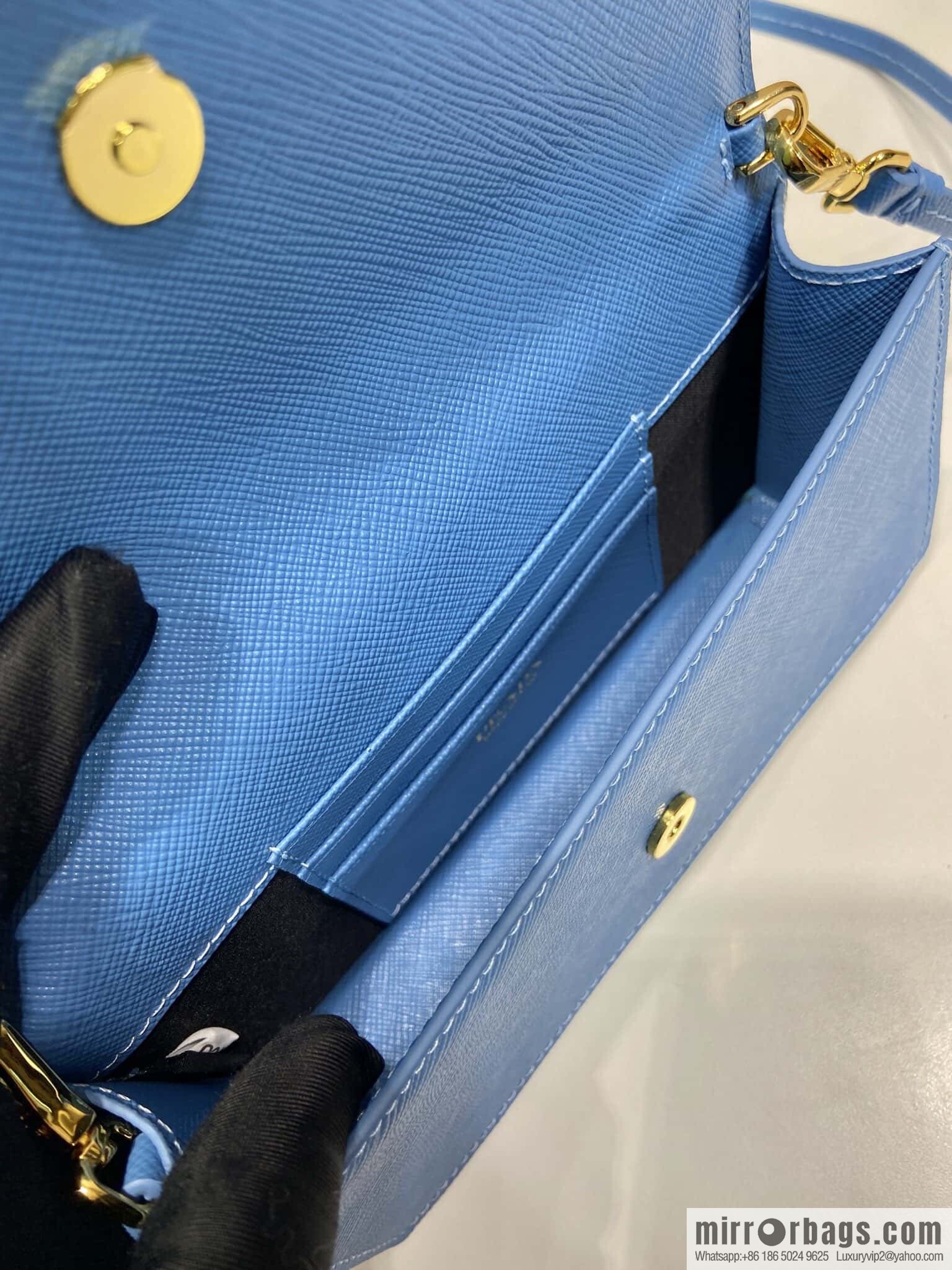 PRADA 🎉 new mini handbag 🎉 1NF059 mobile phone bag 🎉🎉 blue