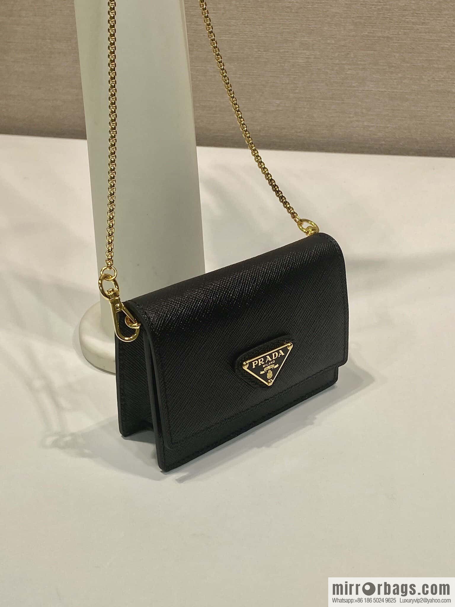 PRADA 🎉 Chain Card Case 🎉 1MR034 Mini 🎉🎉 Black