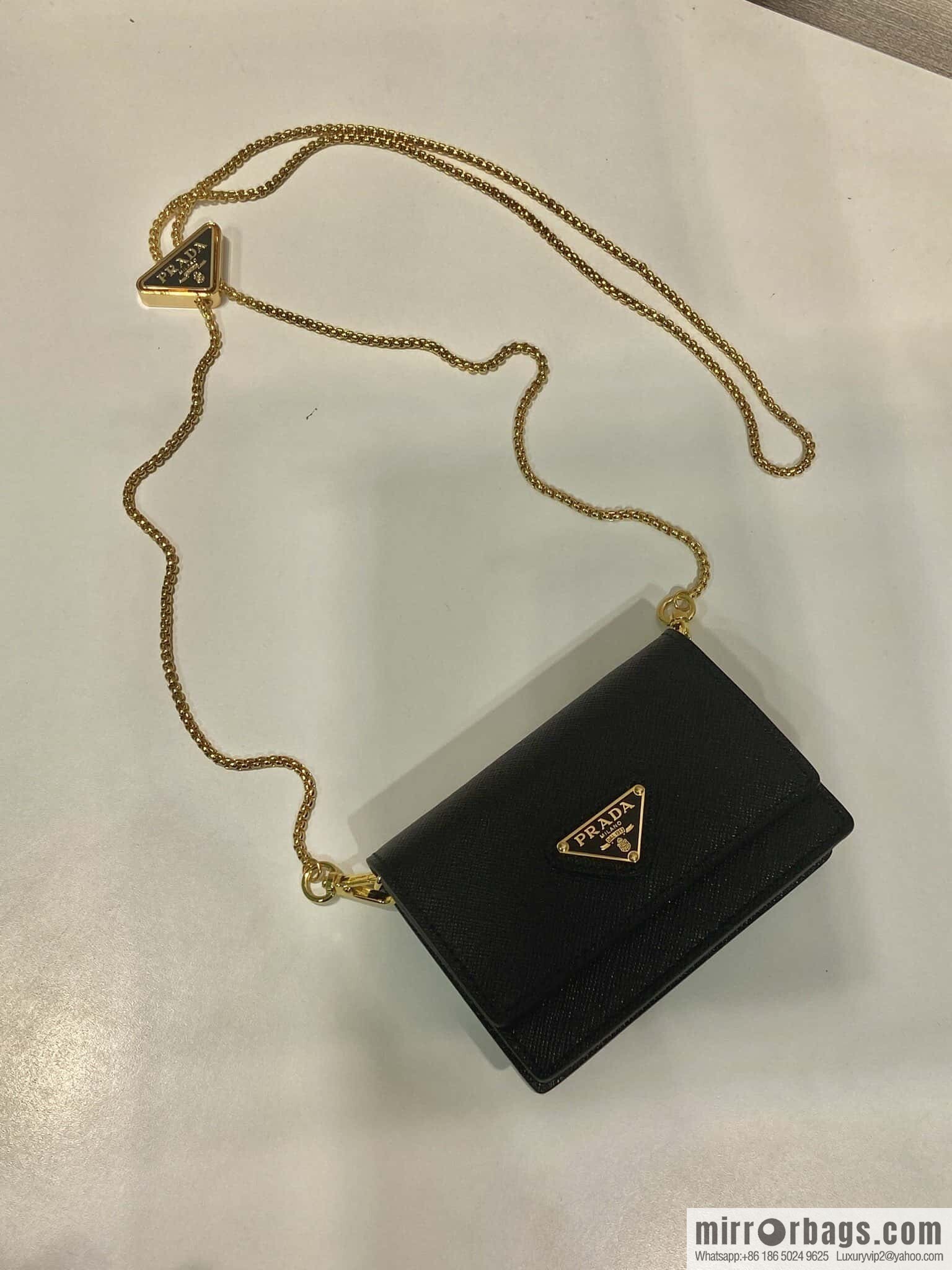 PRADA 🎉 Chain Card Case 🎉 1MR034 Mini 🎉🎉 Black