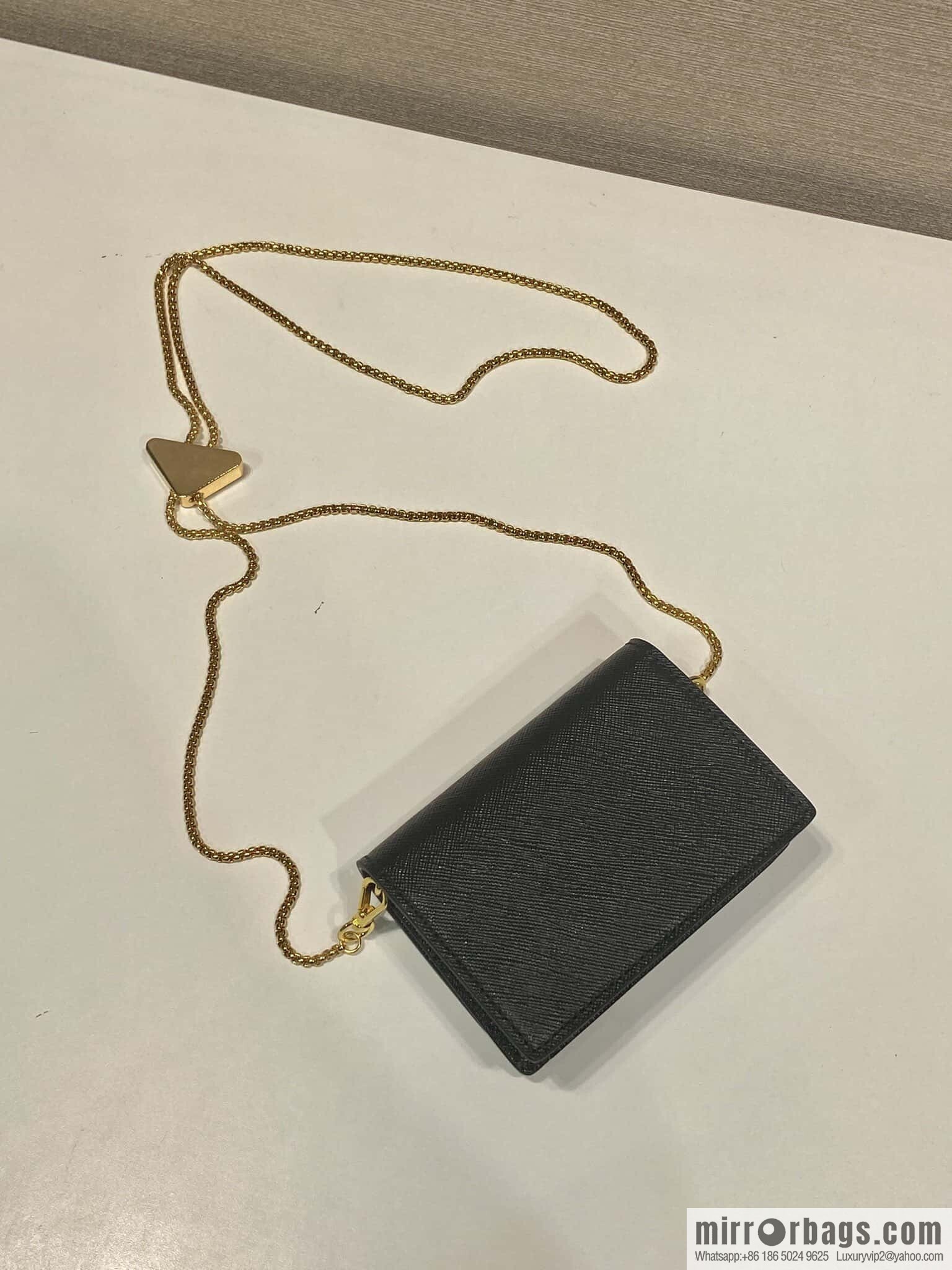 PRADA 🎉 Chain Card Case 🎉 1MR034 Mini 🎉🎉 Black