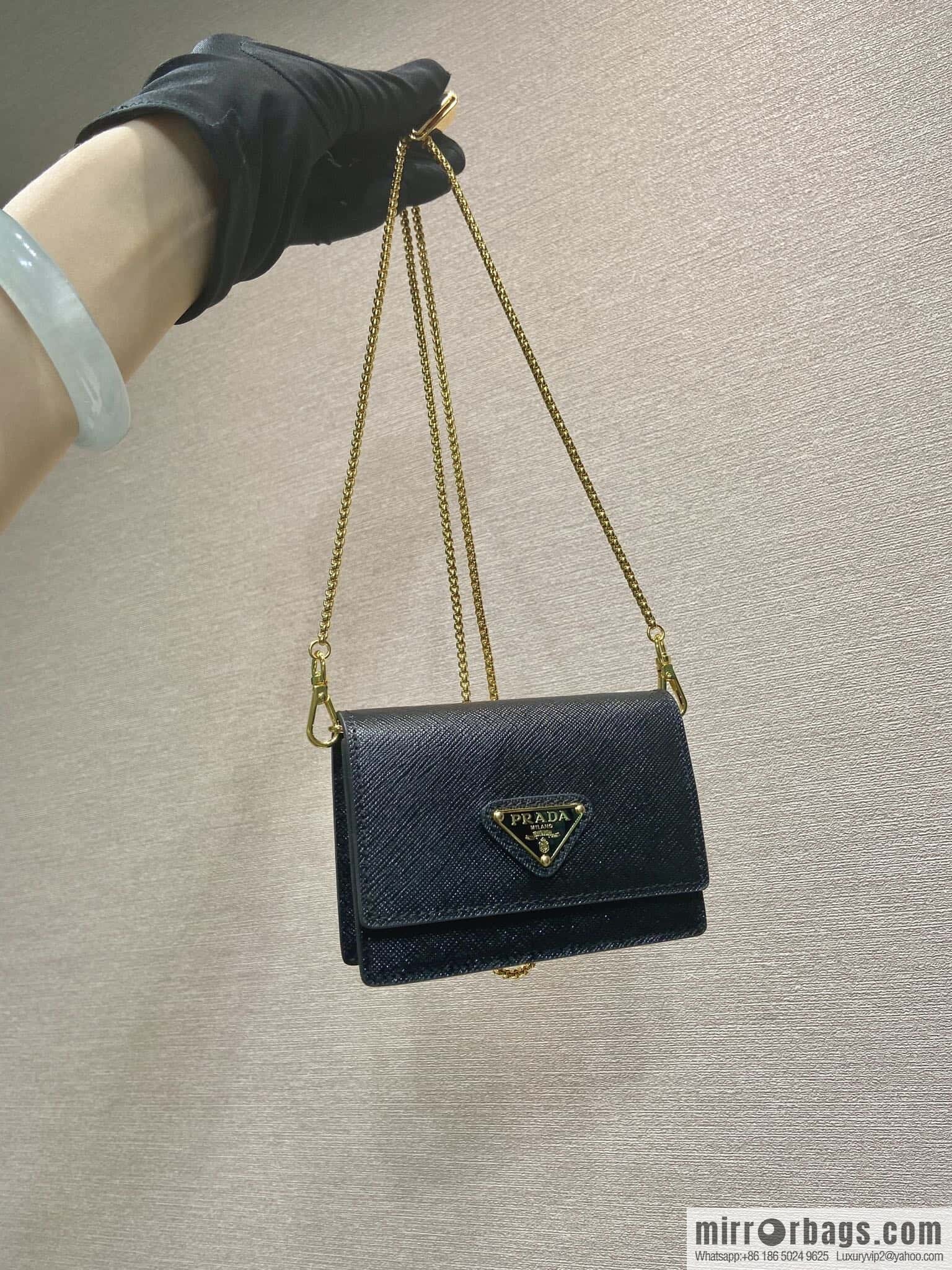 PRADA 🎉 Chain Card Case 🎉 1MR034 Mini 🎉🎉 Black