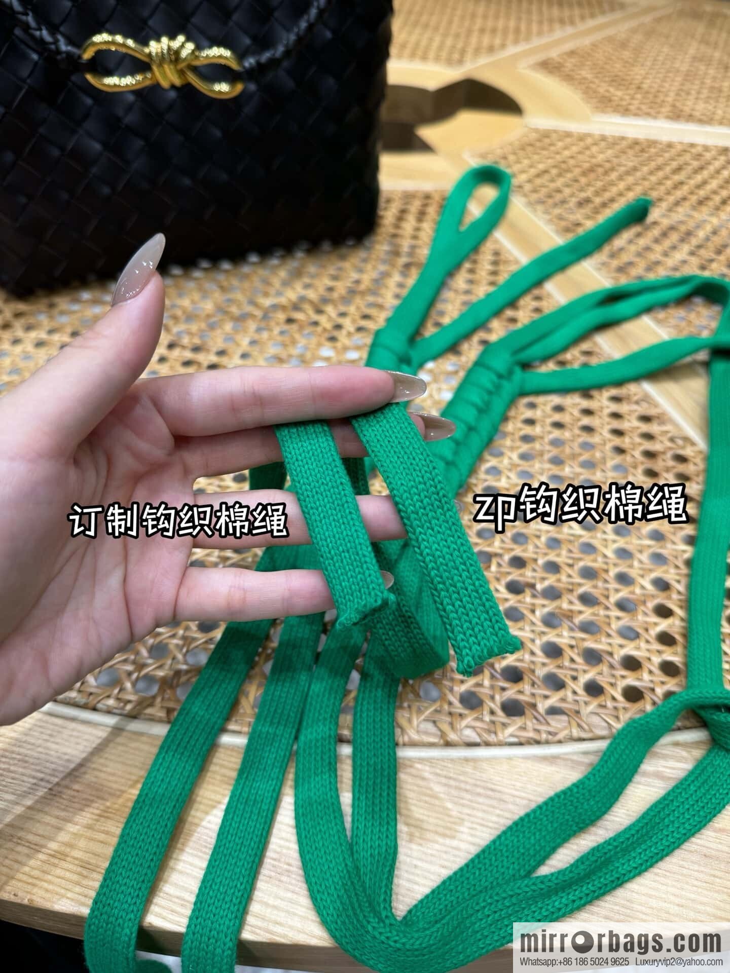 BV Knot Lock Crossbody Bag 817191 Black