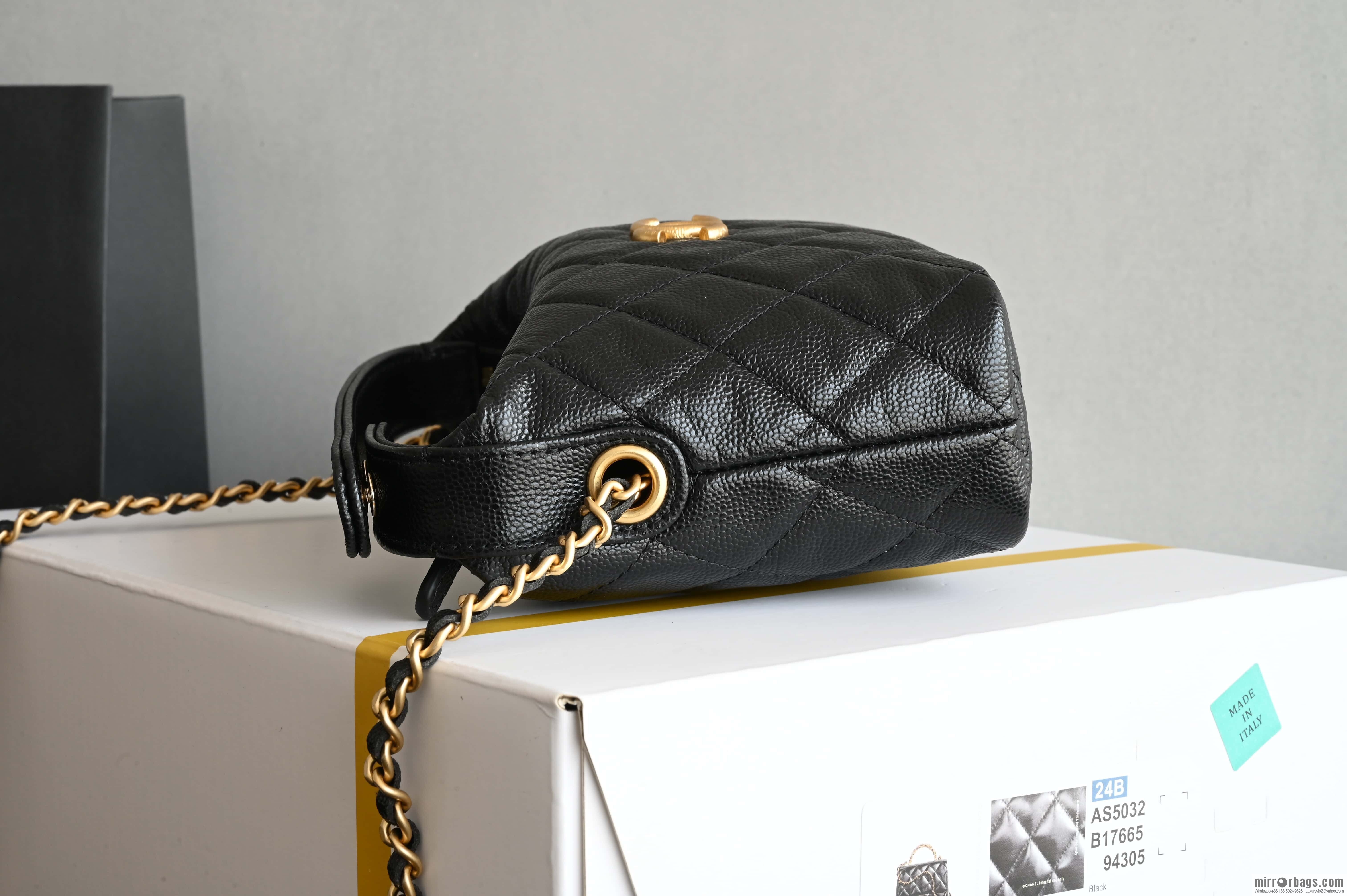CHANEL brushed big gold buckle portable lunch box bag AP4484 black