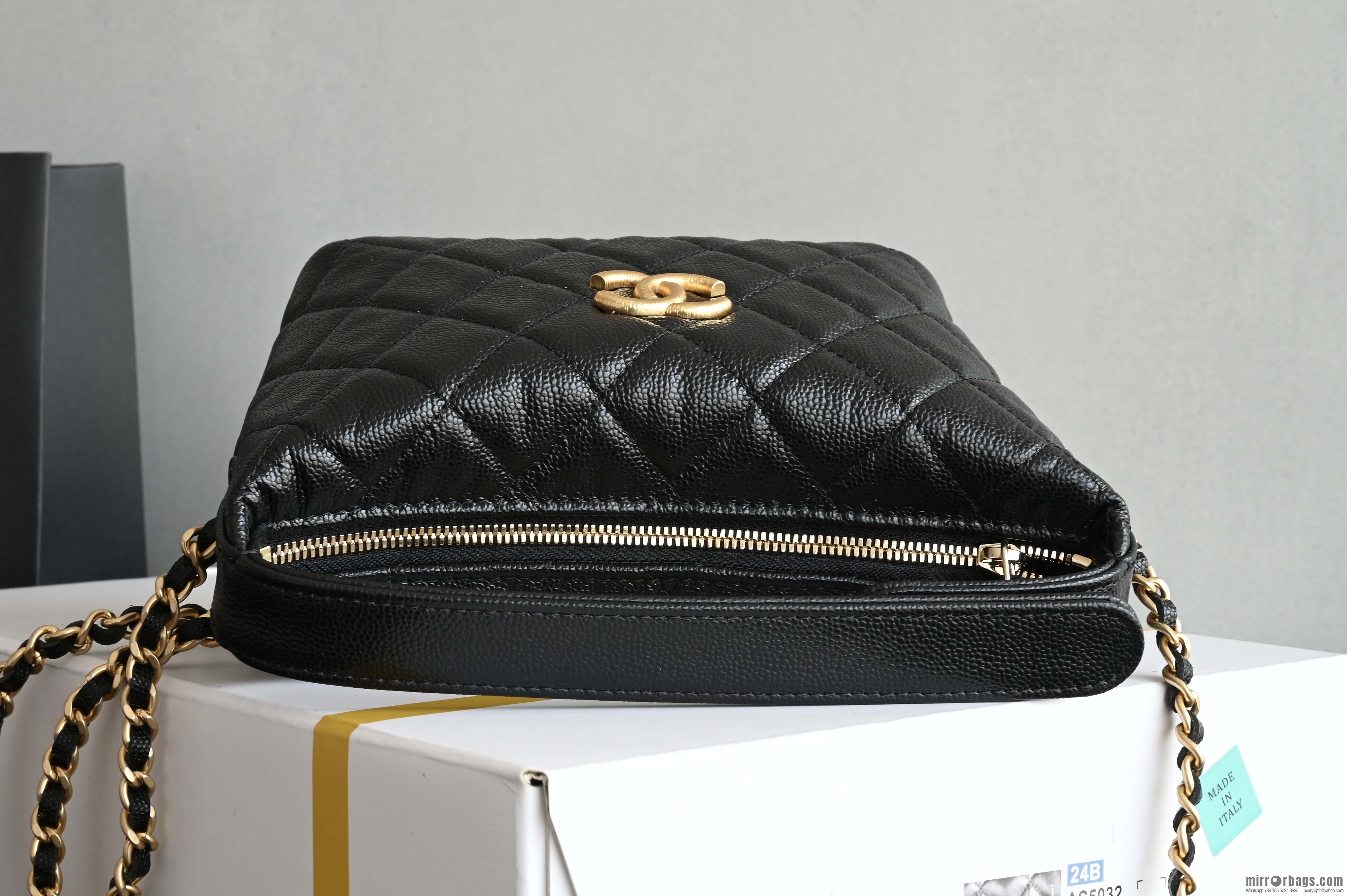 CHANEL brushed big gold buckle portable lunch box bag AP4484 black