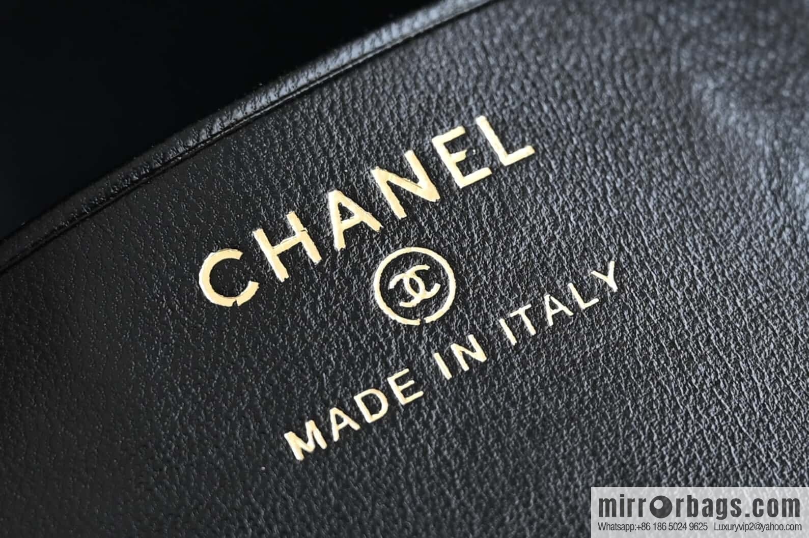 CHANEL brushed big gold buckle portable lunch box bag AP4484 black