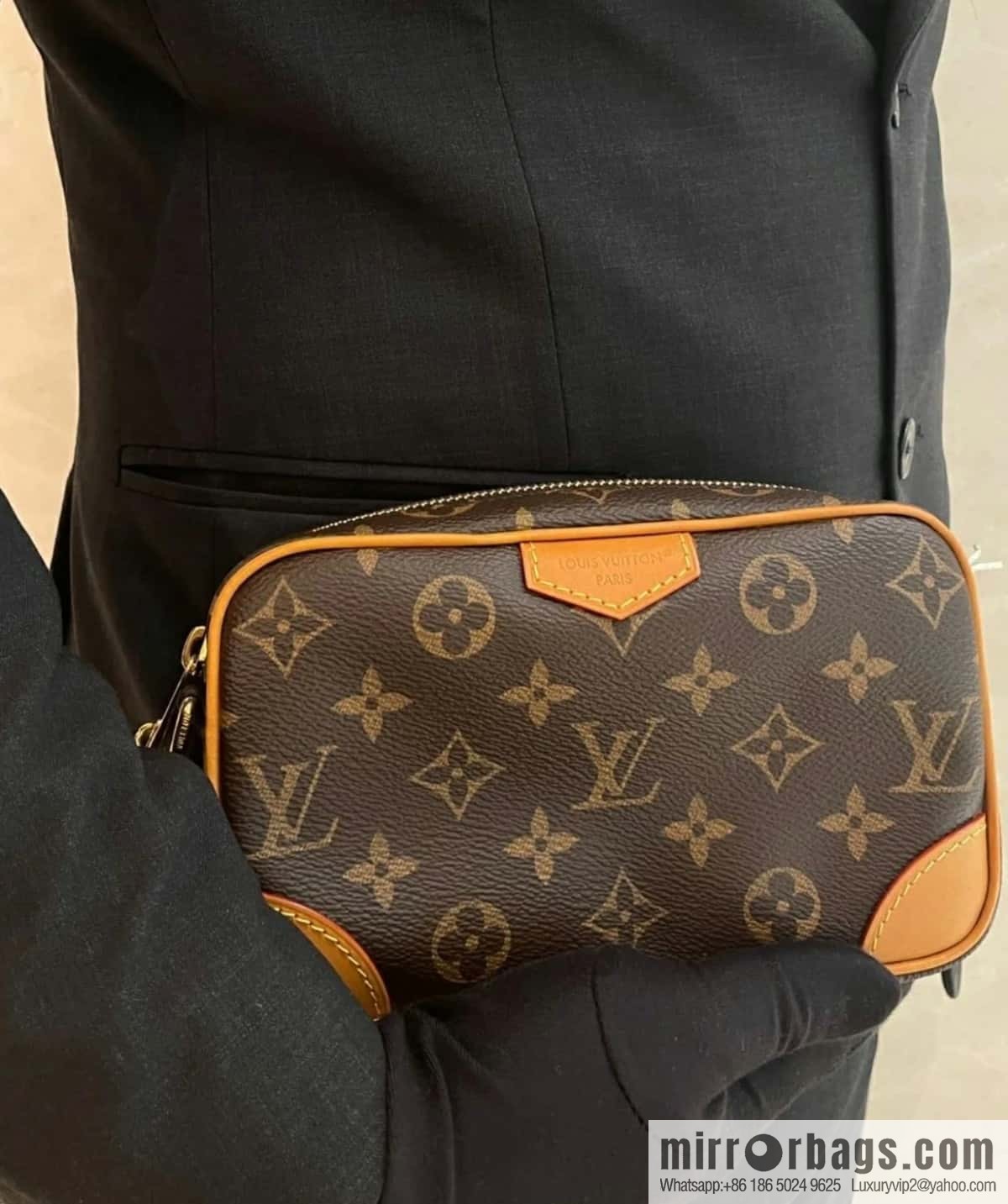 [Boutique‑grade] M14058 presbyopia yellow leather, mini men's bag messenger bag TROCADÉRO mini handbag